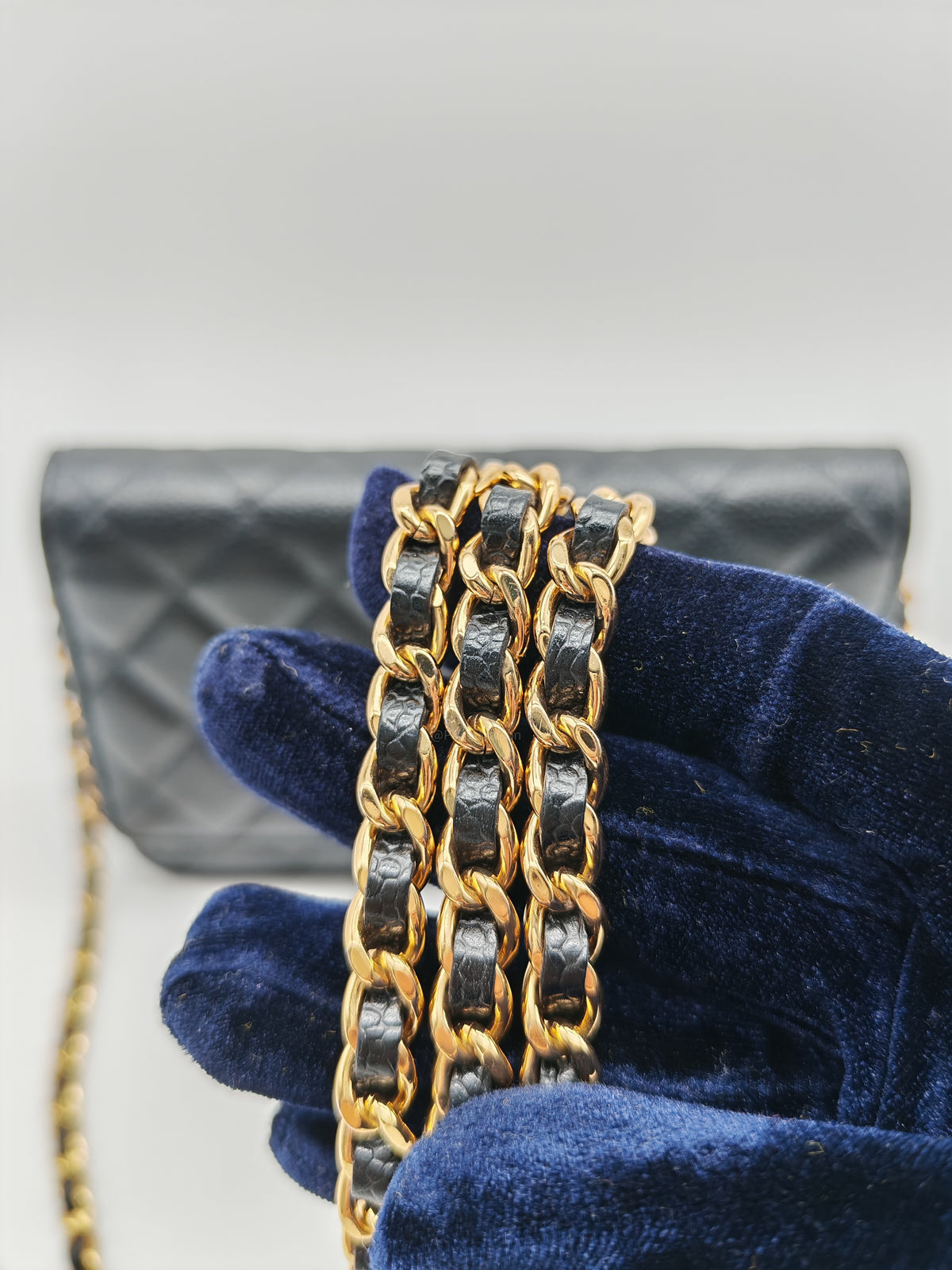 Chanel Wallet on Chain (WOC) in Black Quilted Caviar Leather and Gold Hardware Series 29 | Purse Maison Luxury Bags Shop