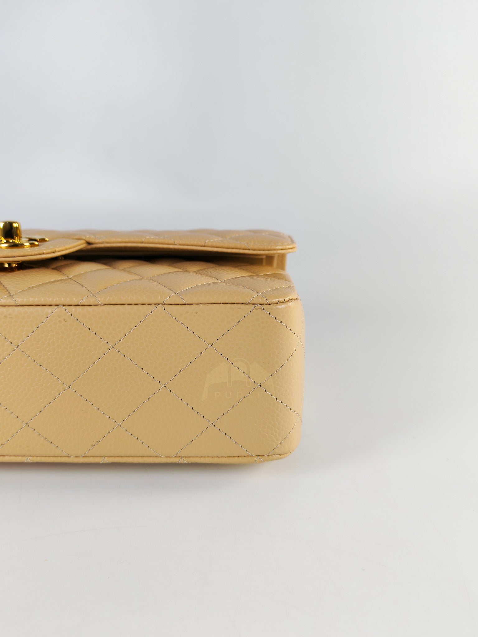 Classic Double Flap Medium in Beige Clair Caviar Leather & Gold Hardware(Microchip)