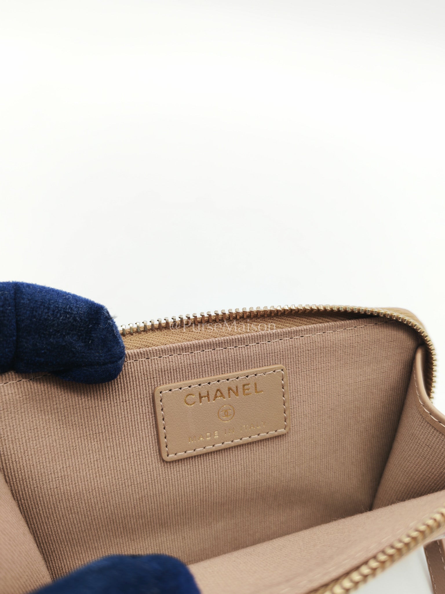 Chanel Zipped Card Holder in Dark Beige Caviar Leather and Light Gold Hardware (Microchip)