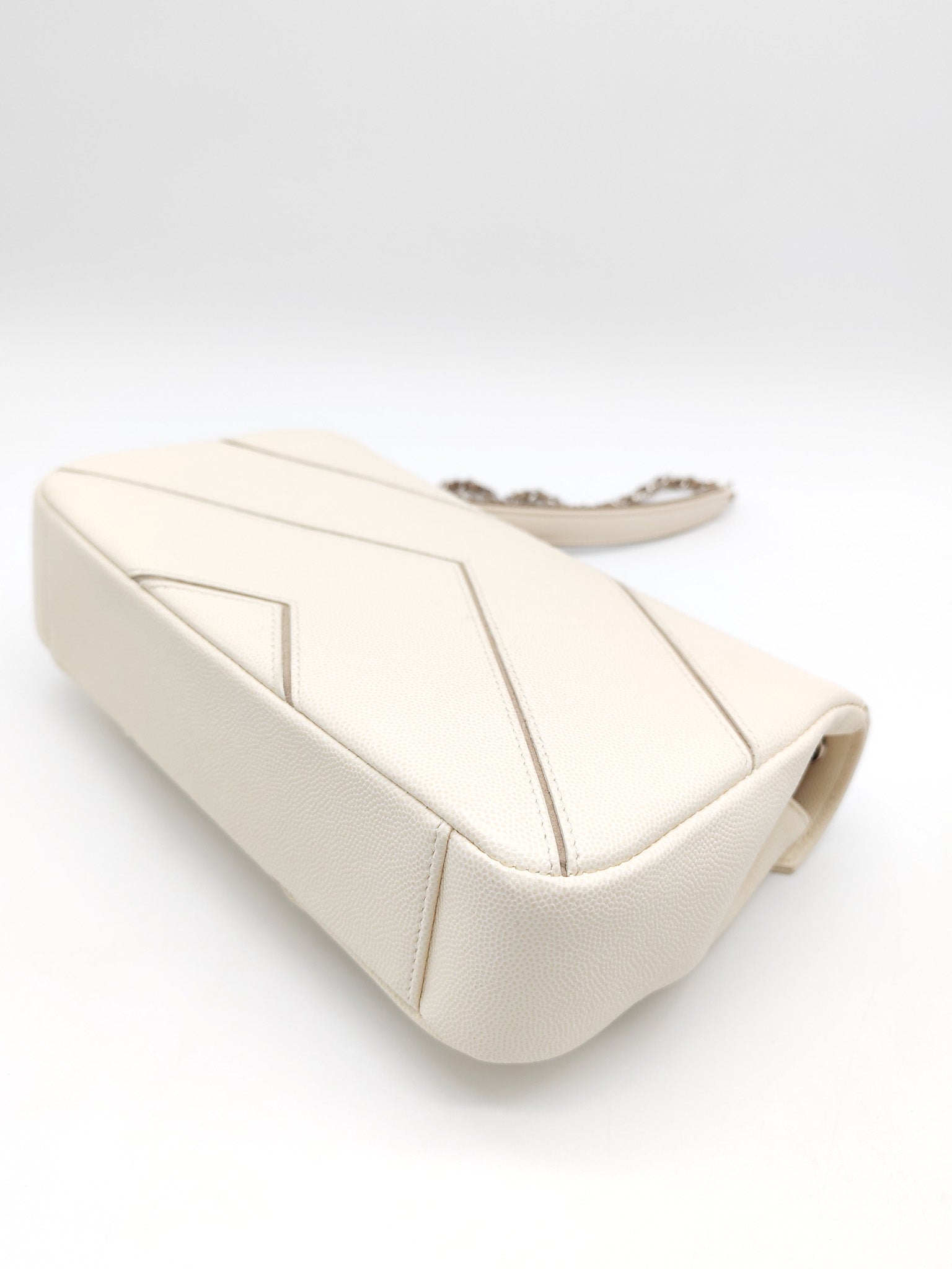 Chanel Chevron Flap Bag in White Caviar Leather & Palladium Hardware Series 23