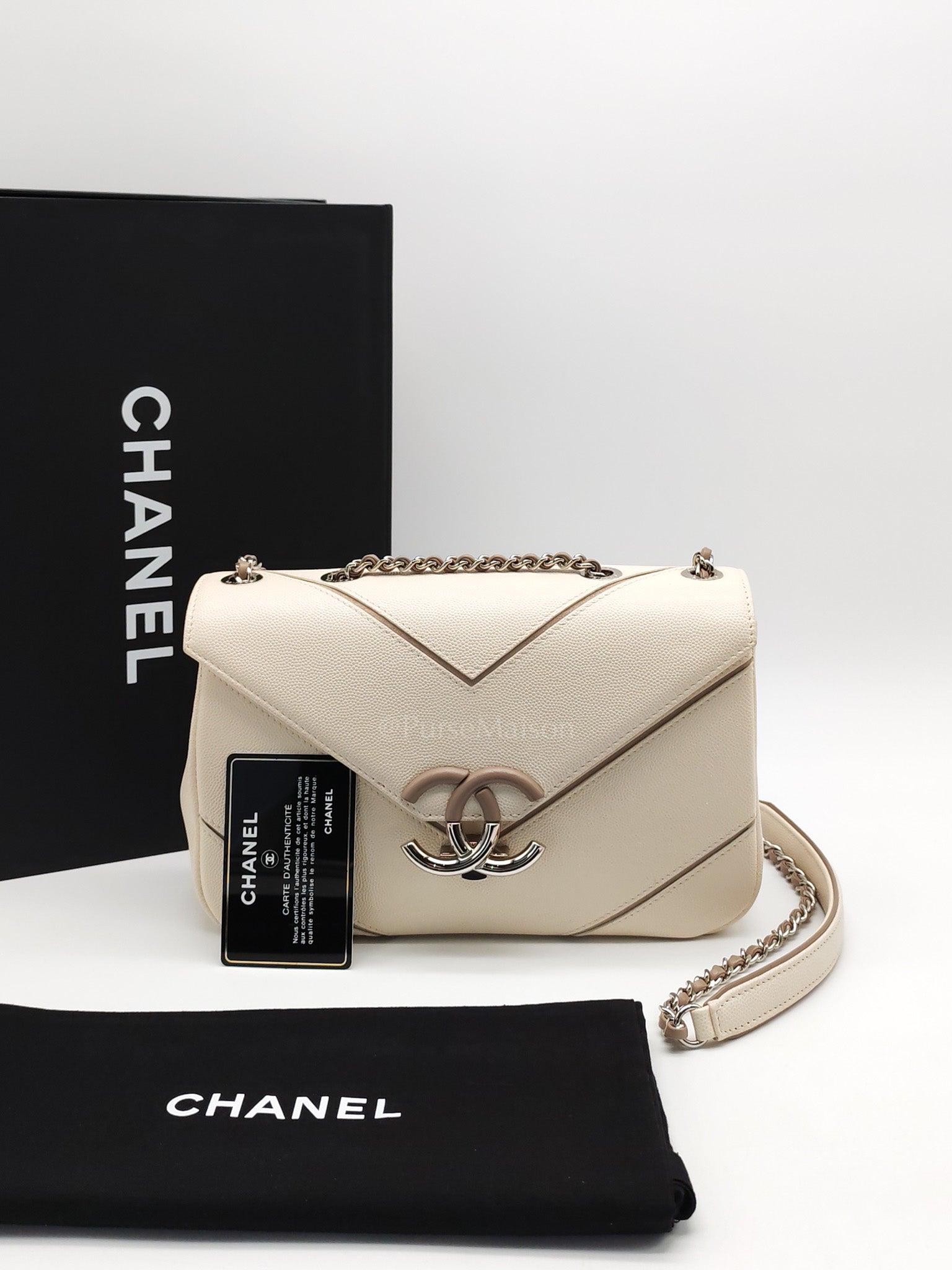 Chanel Chevron Flap Bag in White Caviar Leather & Palladium Hardware Series 23