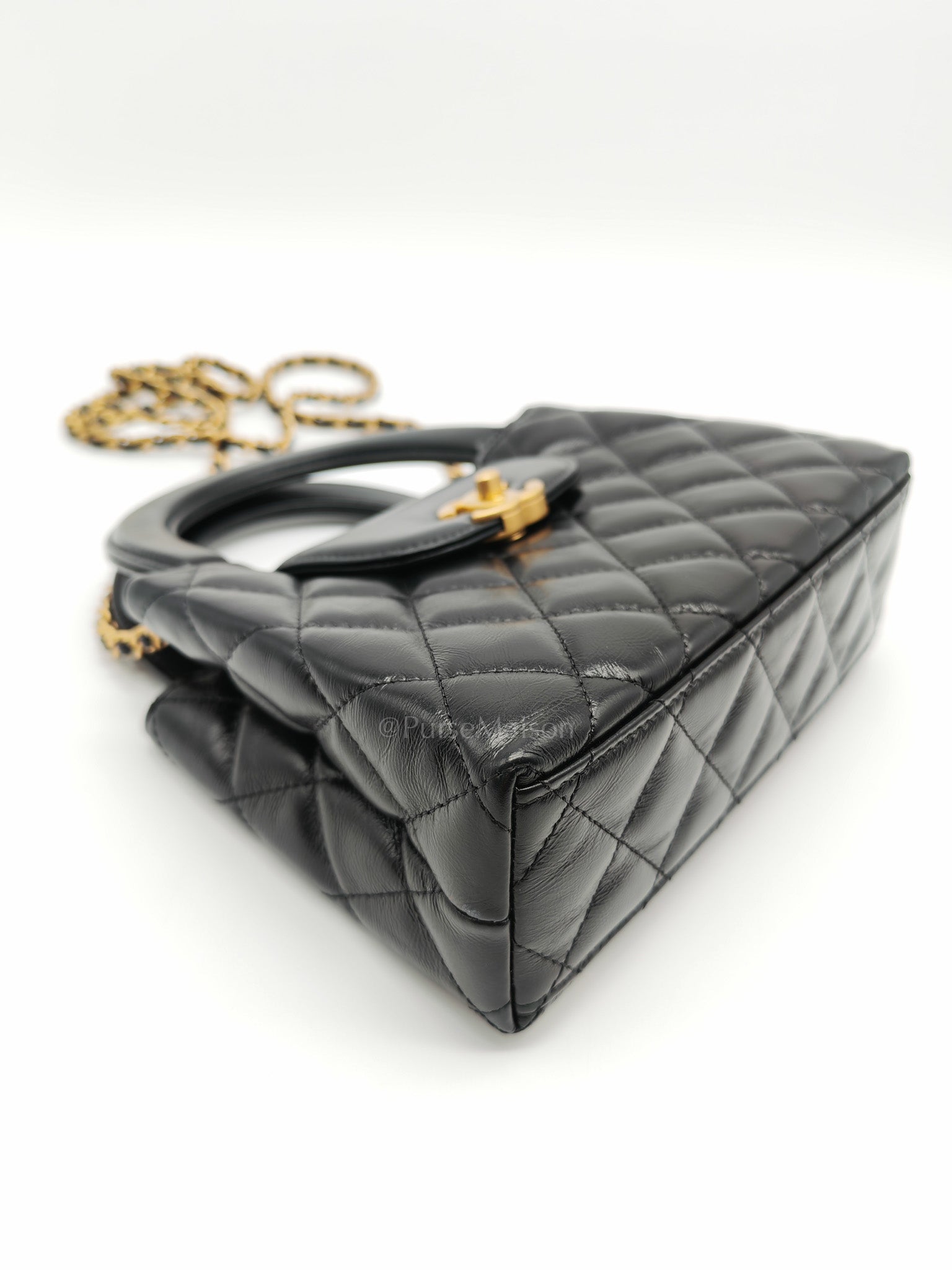 CC Kelly Small in Black Shiny Calfskin Leather and Aged Gold Hardware (Microchip)