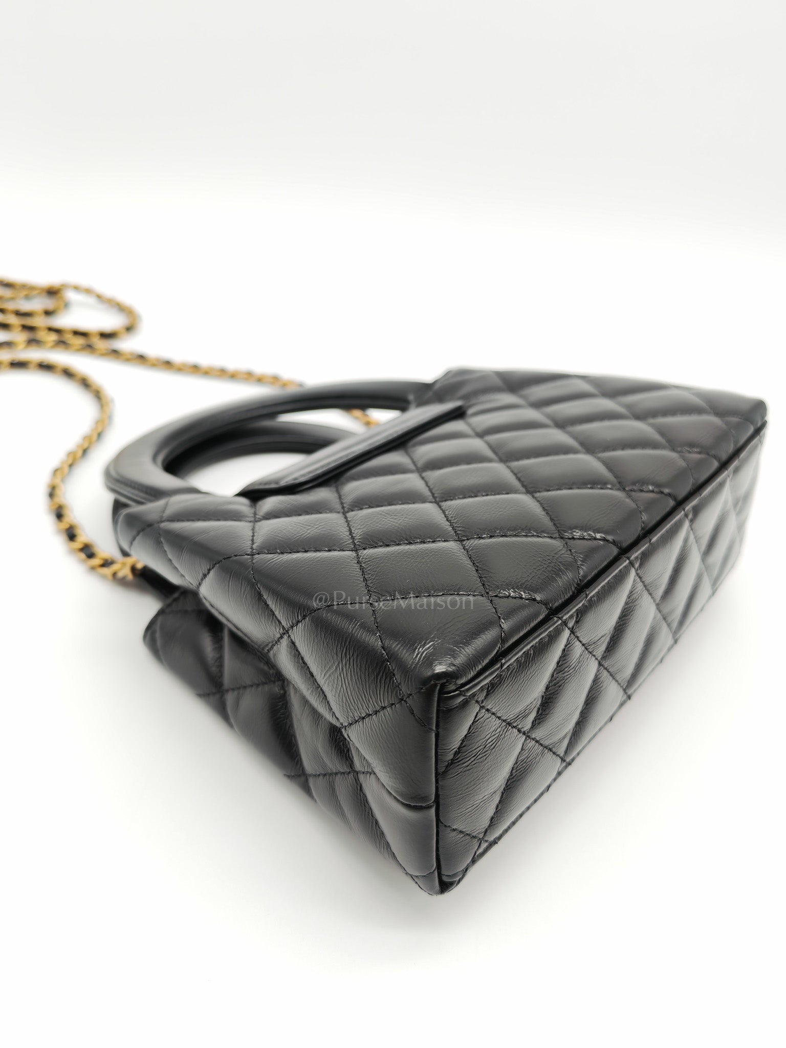 CC Kelly Small in Black Shiny Calfskin Leather and Aged Gold Hardware (Microchip)
