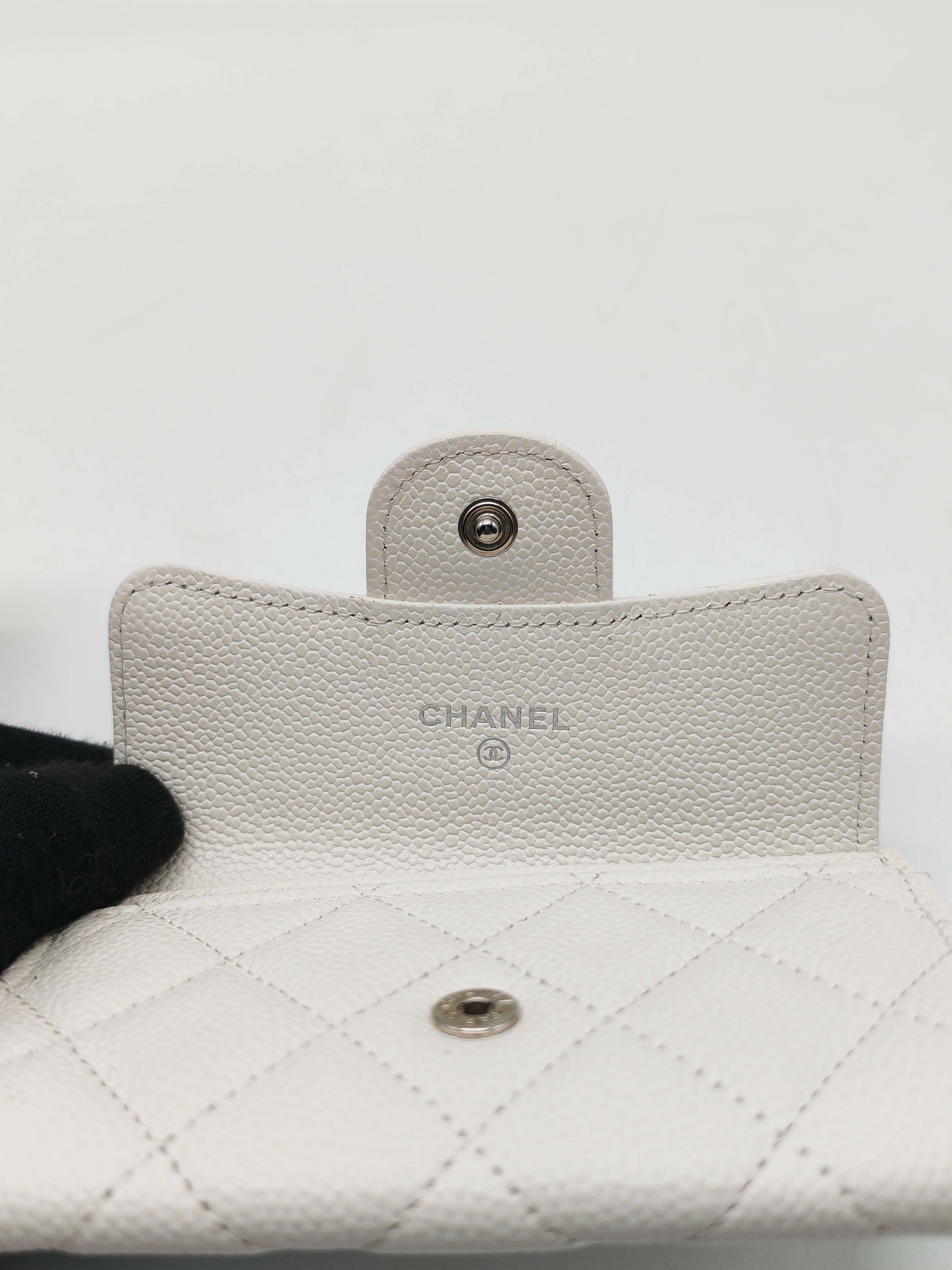 Chanel Classic Flap Card Holder in White Quilted Caviar Leather and Silver Hardware Series 30