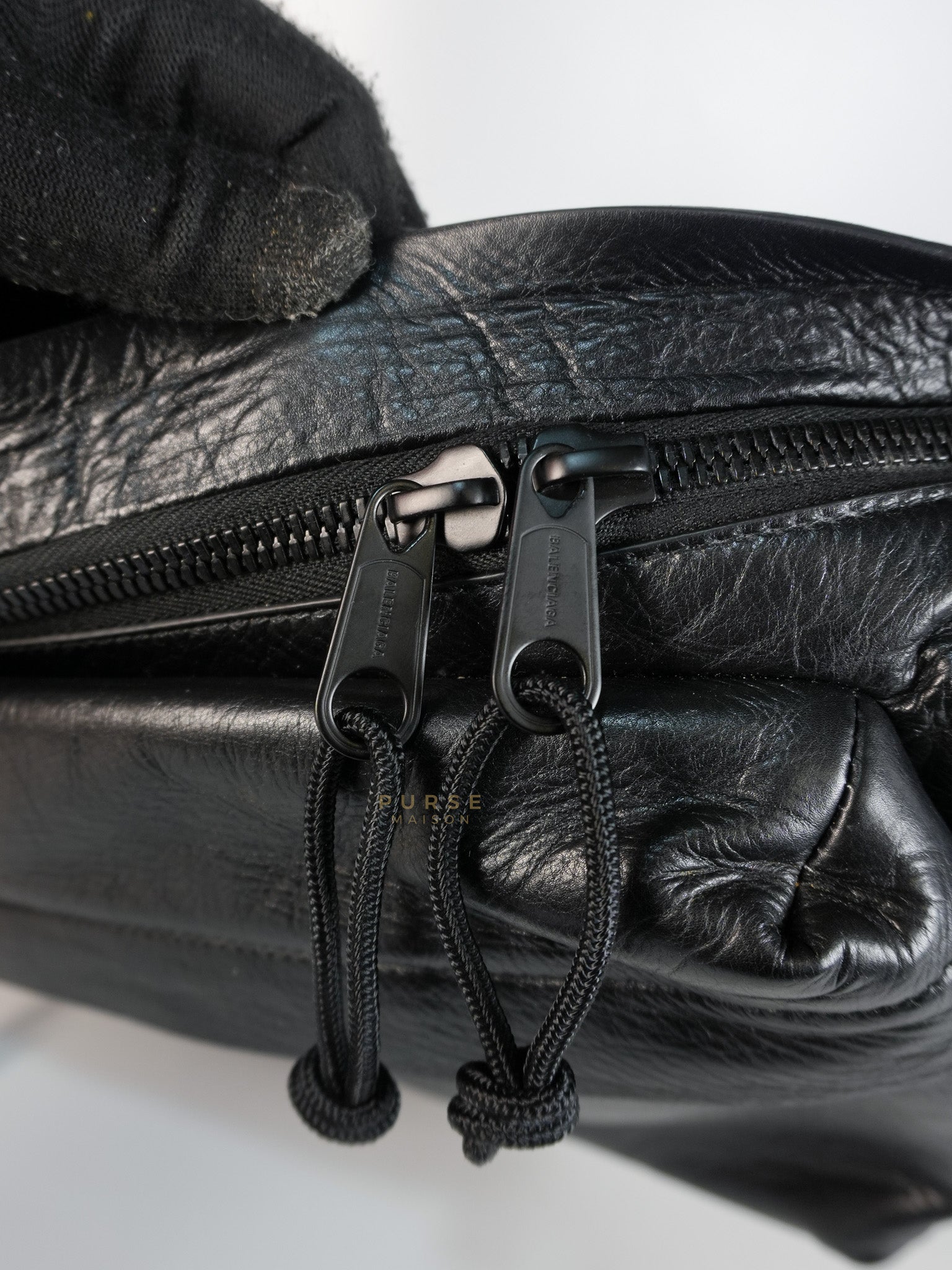 Chest Bag Large in Black Calfskin Leather | Purse Maison Luxury Bags Shop