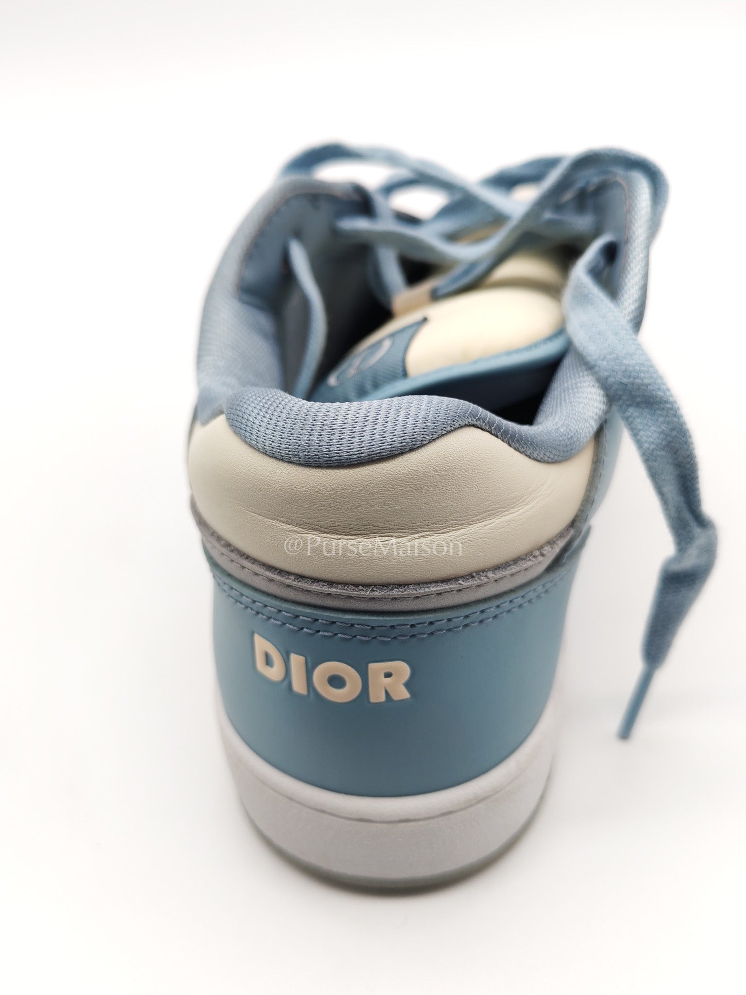 Christian Dior B-27 Low Top Sneaker Light Blue and Cream Size 41 EU (26 cm) | Purse Maison Luxury Bags Shop