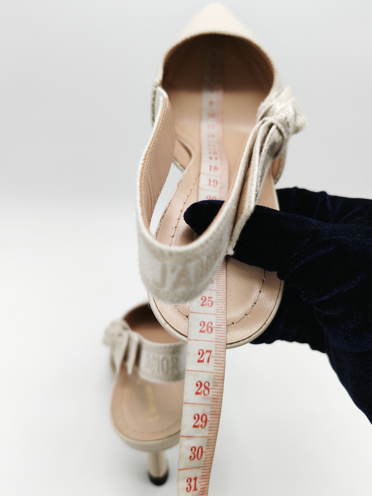 J’Adior Slingback Pumps in Powder Beige Calfskin Leather Size 37EU (23.5cm) | Purse Maison Luxury Bags Shop