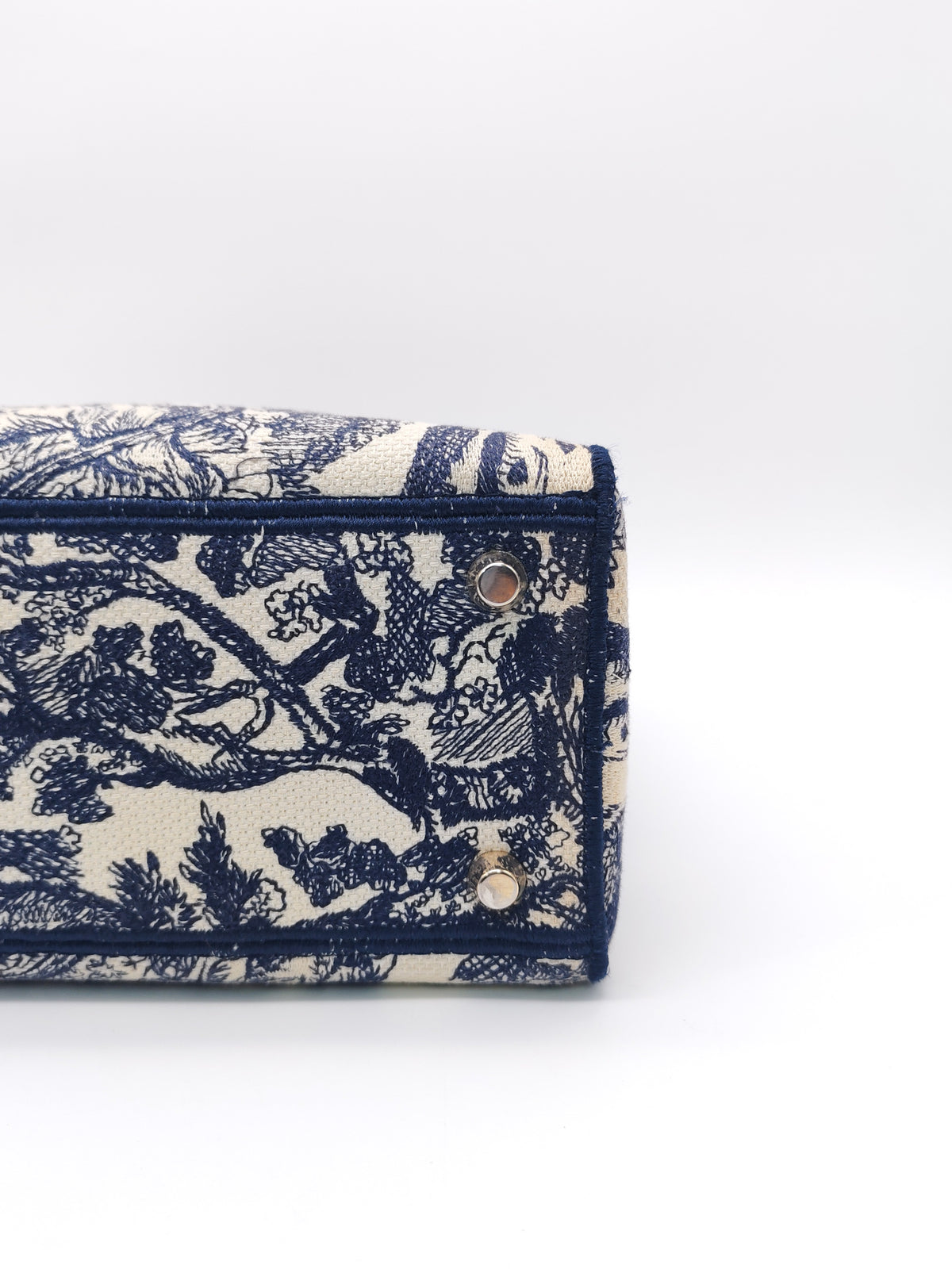 Christian Dior Lady D-Lite Medium in Navy Blue Toile de Jouy Embroidery Canvas and Light Gold Hardware | Purse Maison Luxury Bags Shop