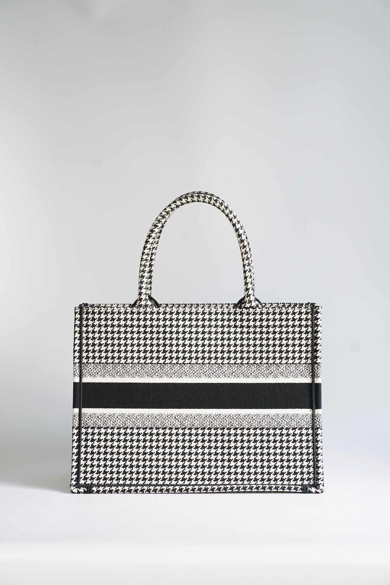 Christian dior black discount and white tote