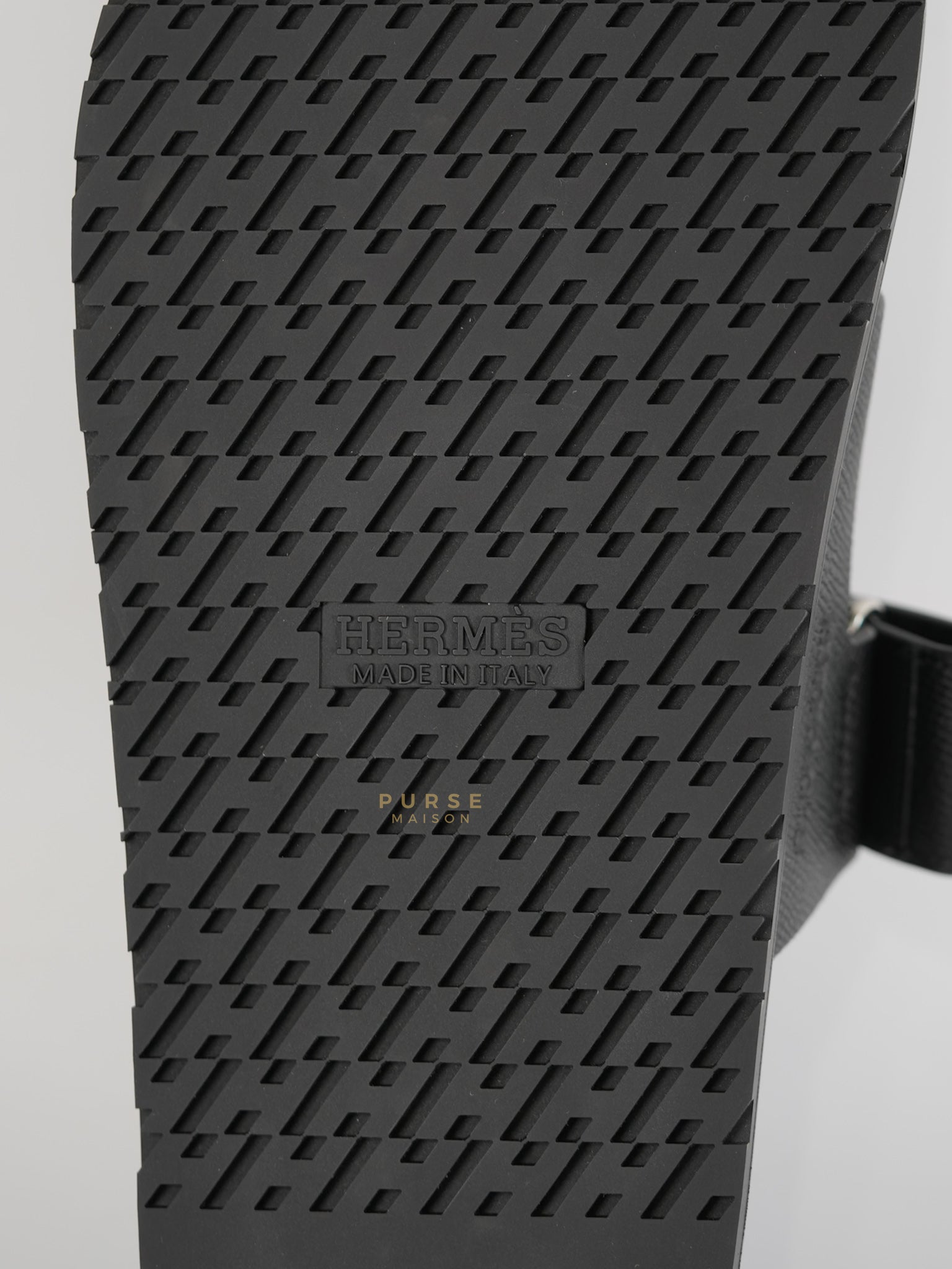 Chypre Sandals in Noir Epsom Leather, Size 9 EU (25 cm) | Purse Maison Luxury Bags Shop