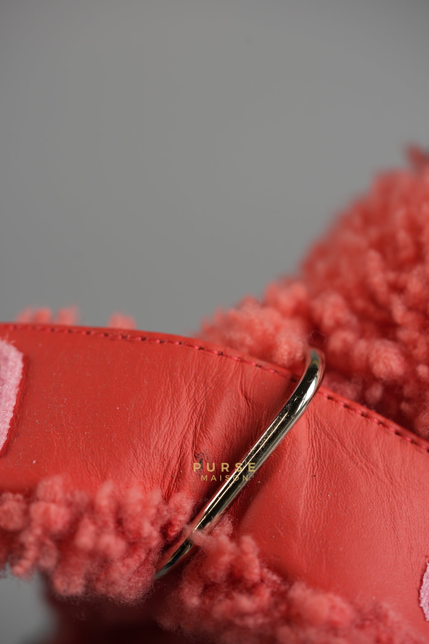 Chypre Shearling in Coral Pink Sandals Size 35.5 (24.5cm) | Purse Maison Luxury Bags Shop