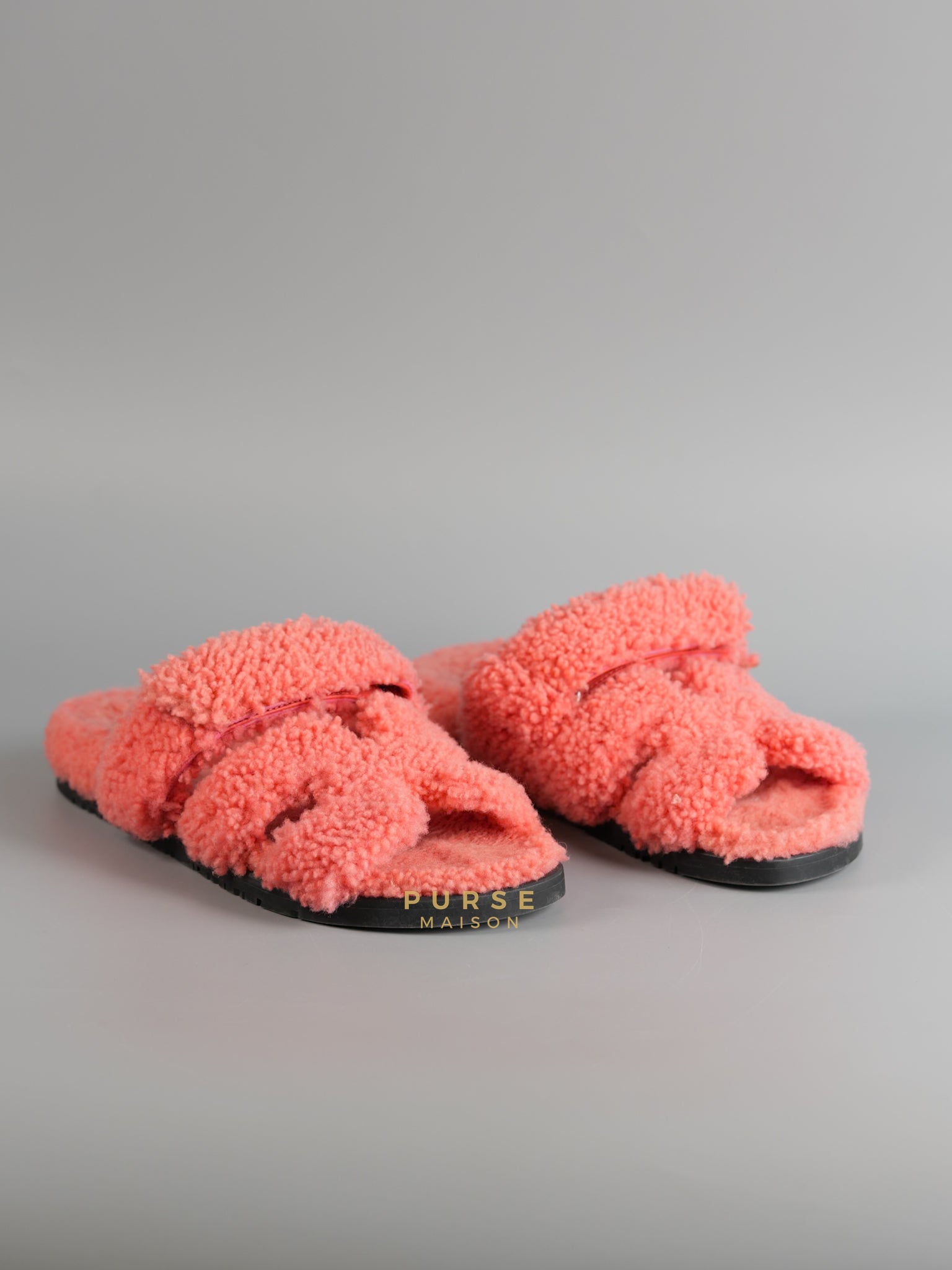 Chypre Shearling in Coral Pink Sandals Size 35.5 (24.5cm) | Purse Maison Luxury Bags Shop
