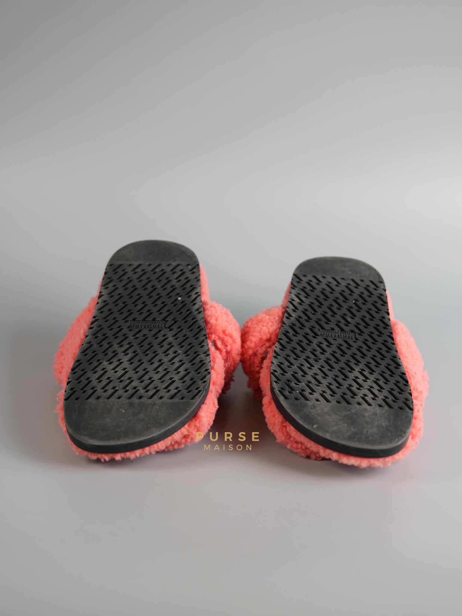 Chypre Shearling in Coral Pink Sandals Size 35.5 (24.5cm) | Purse Maison Luxury Bags Shop