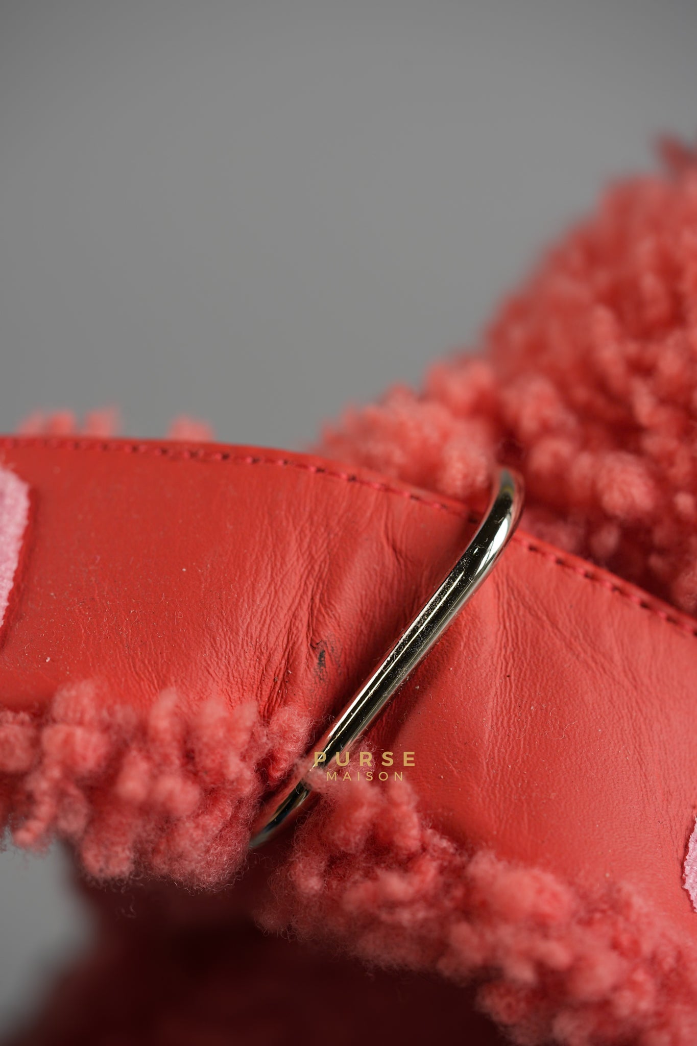 Chypre Shearling in Coral Pink Sandals Size 35.5 (24.5cm) | Purse Maison Luxury Bags Shop