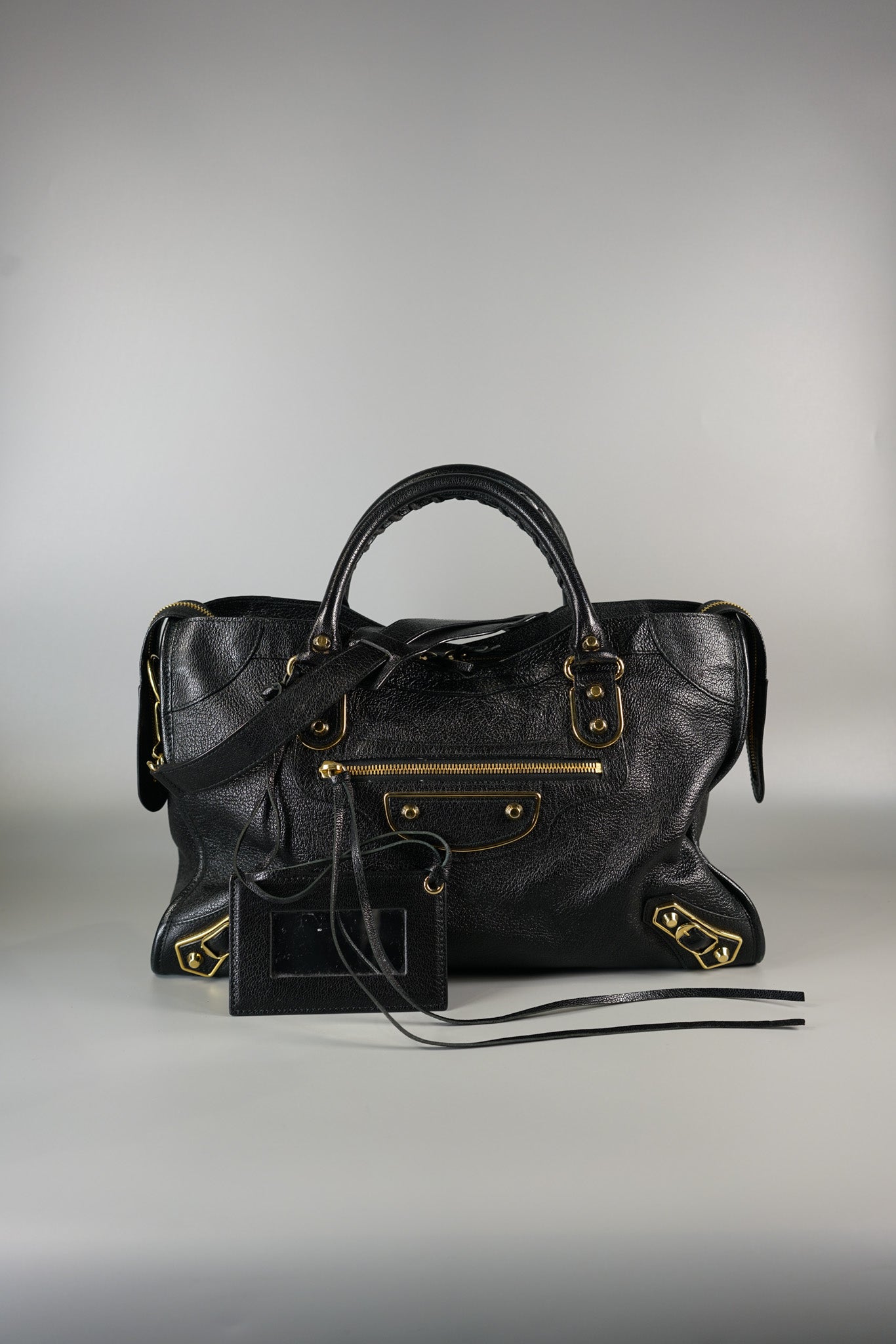 City Metallic Edge Medium in Black Goatskin Leather | Purse Maison Luxury Bags Shop