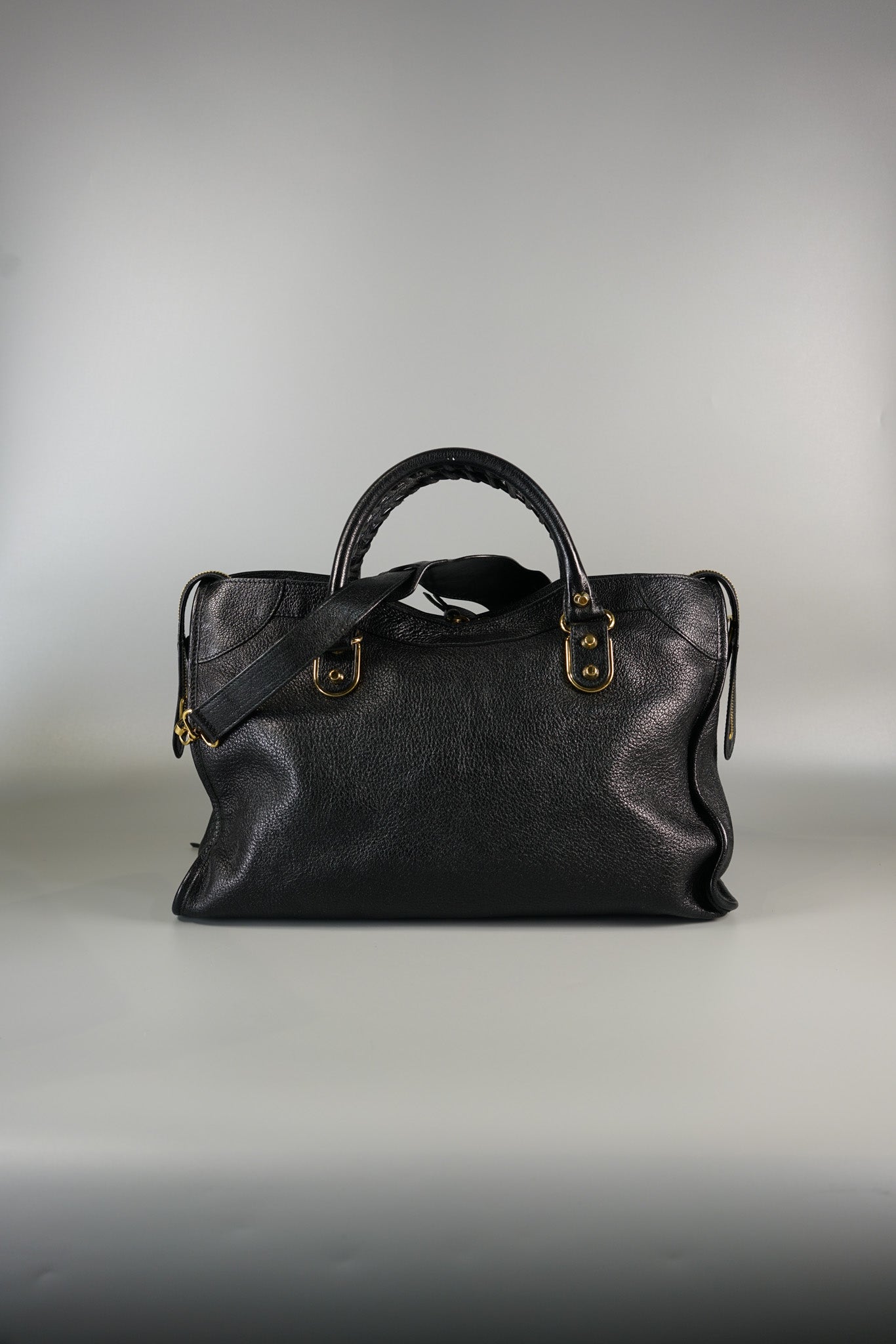 City Metallic Edge Medium in Black Goatskin Leather | Purse Maison Luxury Bags Shop