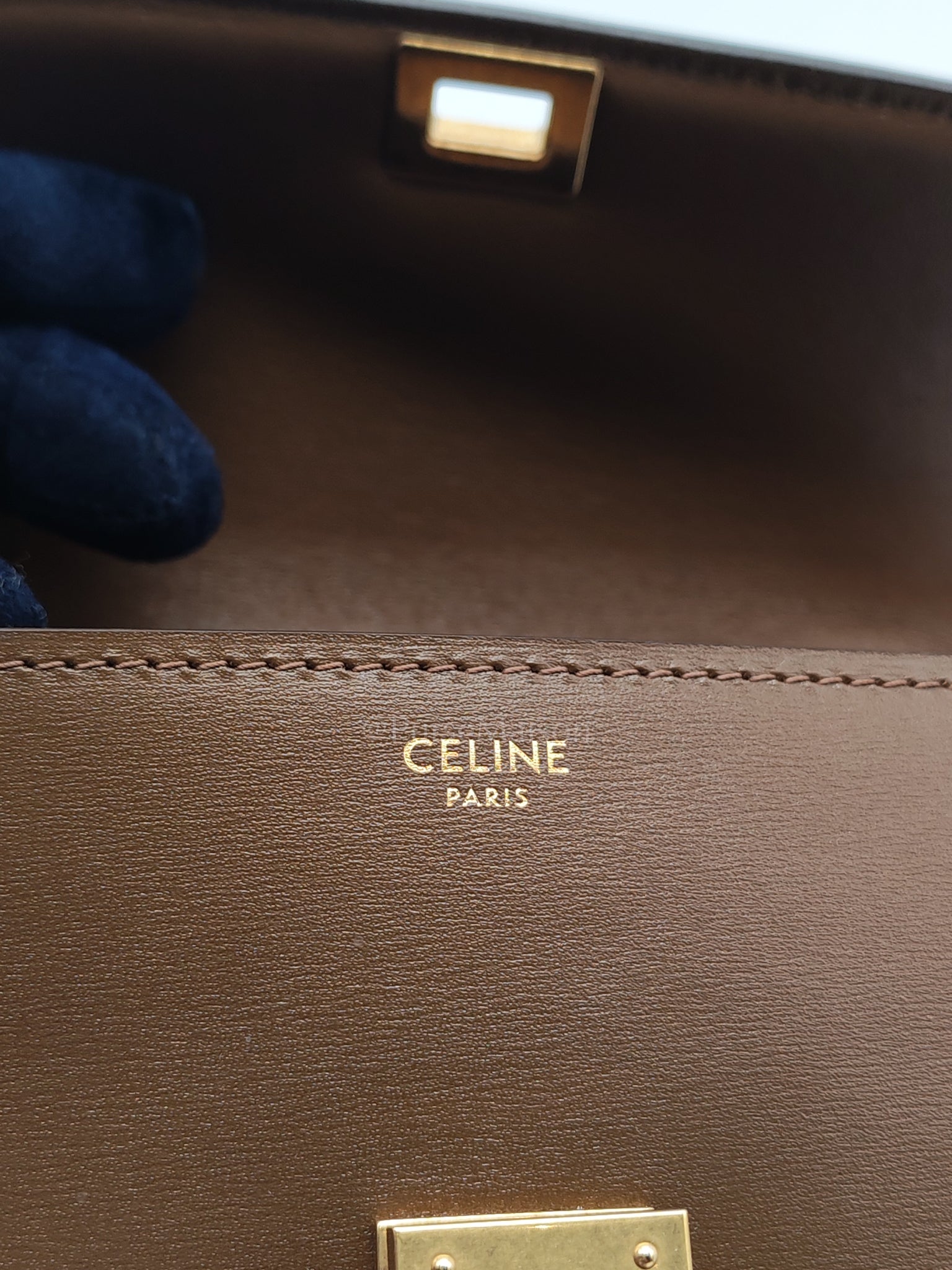 Classic Box in Brown Smooth Calfskin Leather Shoulder Bag | Purse Maison Luxury Bags Shop