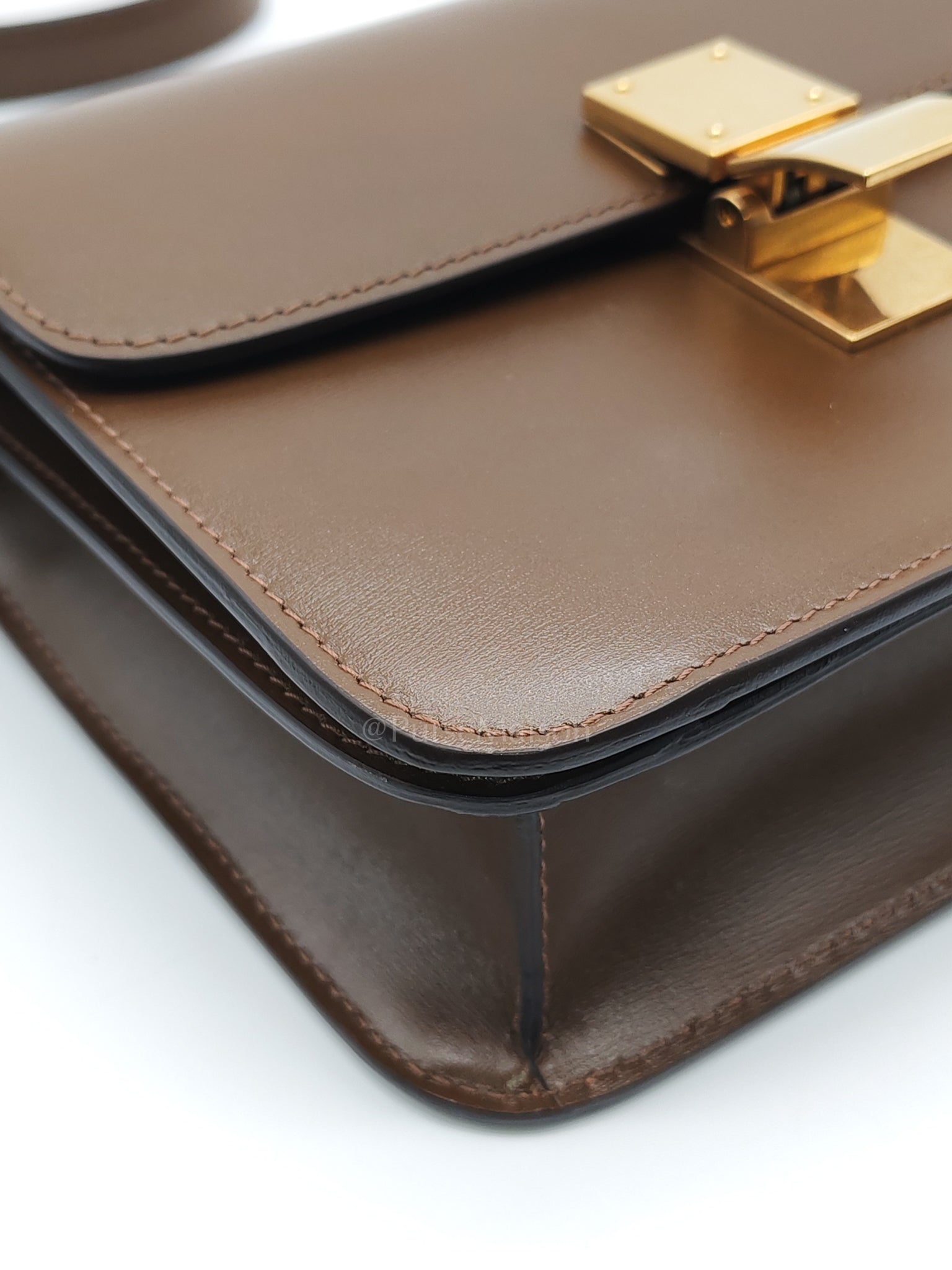Classic Box in Brown Smooth Calfskin Leather Shoulder Bag | Purse Maison Luxury Bags Shop