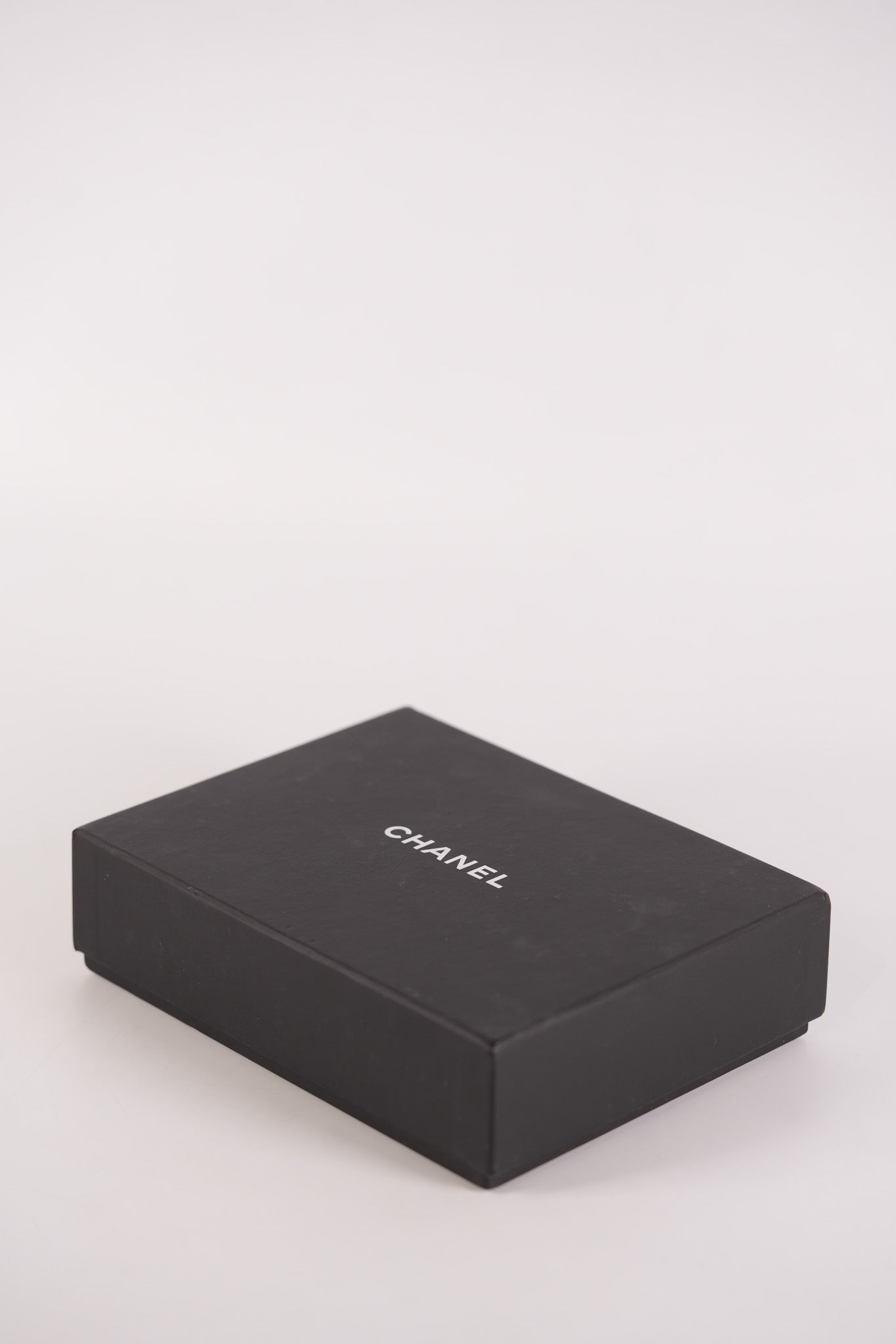 Classic Compact Wallet in Black Caviar Leather and Silver Hardware Series 31 | Purse Maison Luxury Bags Shop