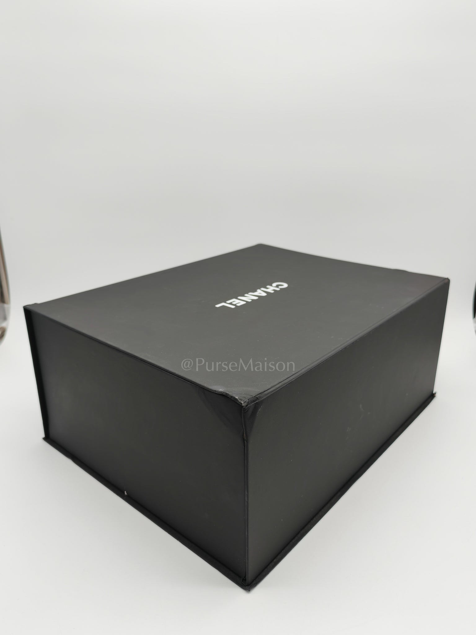 Classic Double Flap Jumbo in Black Caviar Leather and Gold Hardware Series 25 | Purse Maison Luxury Bags Shop