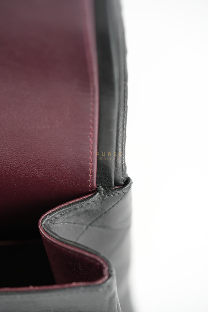 Classic Double Flap Maxi in Black Lambskin Leather and Gold Hardware Series 14 | Purse Maison Luxury Bags Shop