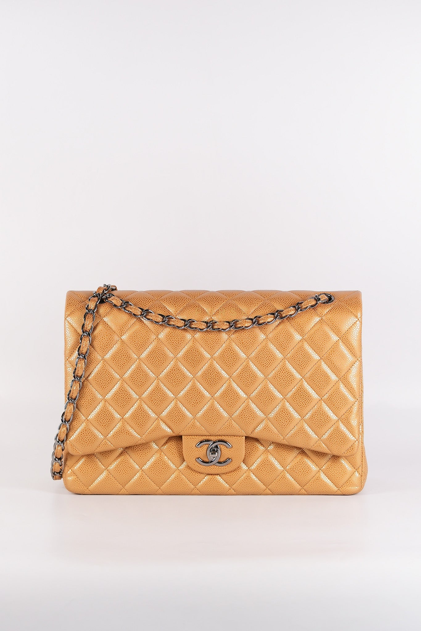 Classic Double Flap Maxi Metallic in Caviar Leather and Silver Hardware Series 14 | Purse Maison Luxury Bags Shop