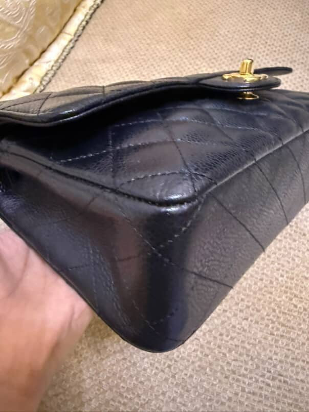Classic Double Flap Medium Black Caviar Leather & Gold Hardware (Series 11) | Purse Maison Luxury Bags Shop