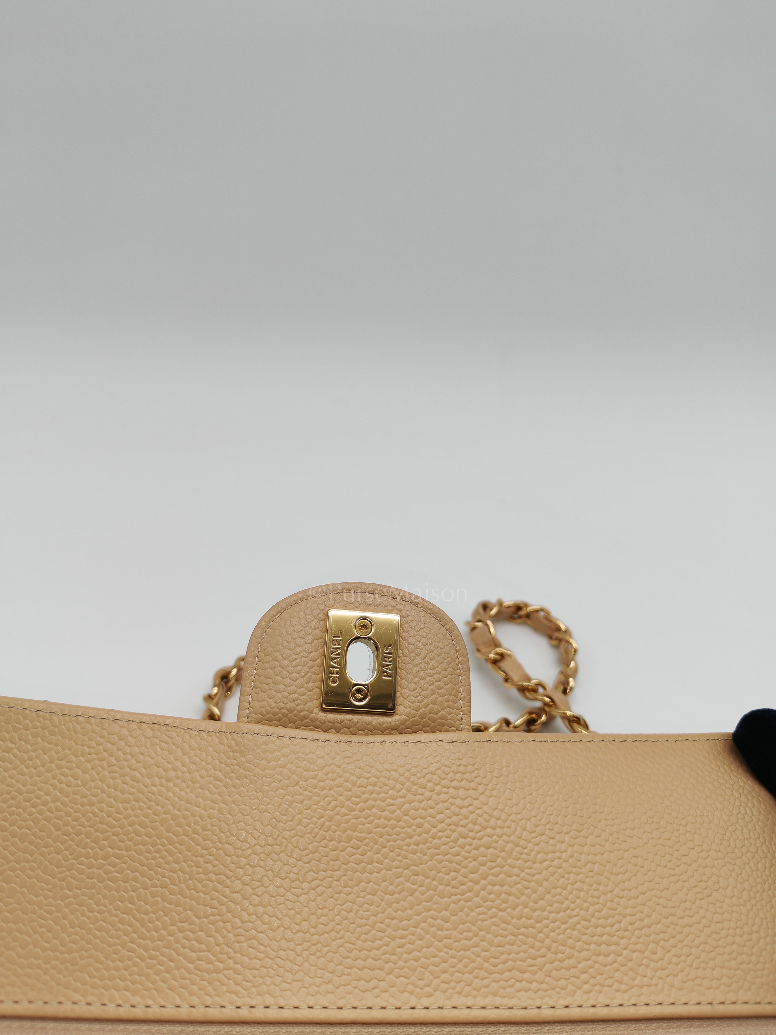 Classic Double Flap Medium in Beige Caviar Leather and Gold Hardware (Microchip) | Purse Maison Luxury Bags Shop