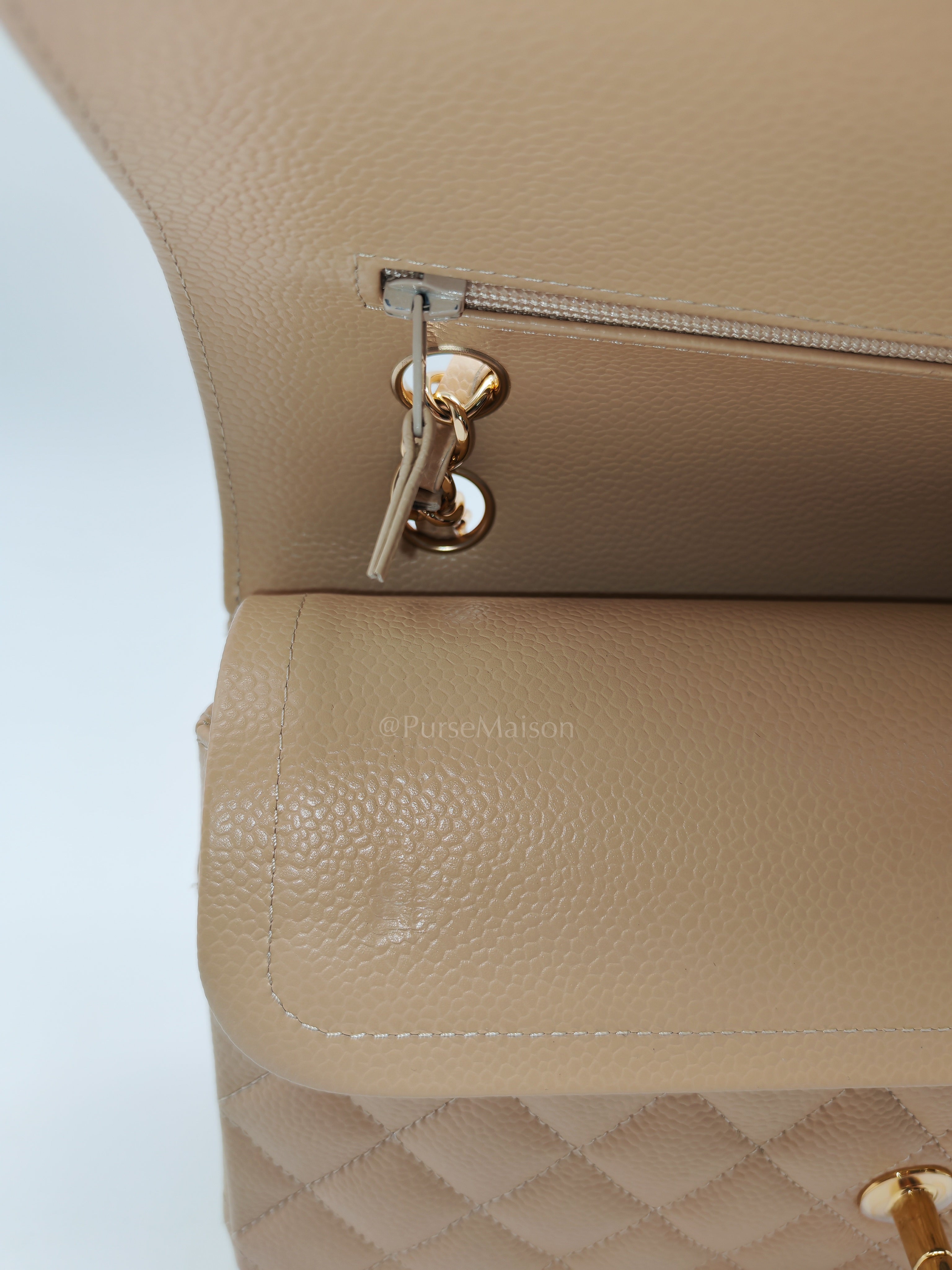 Classic Double Flap Medium in Beige Caviar Leather and Gold Hardware (Microchip) | Purse Maison Luxury Bags Shop