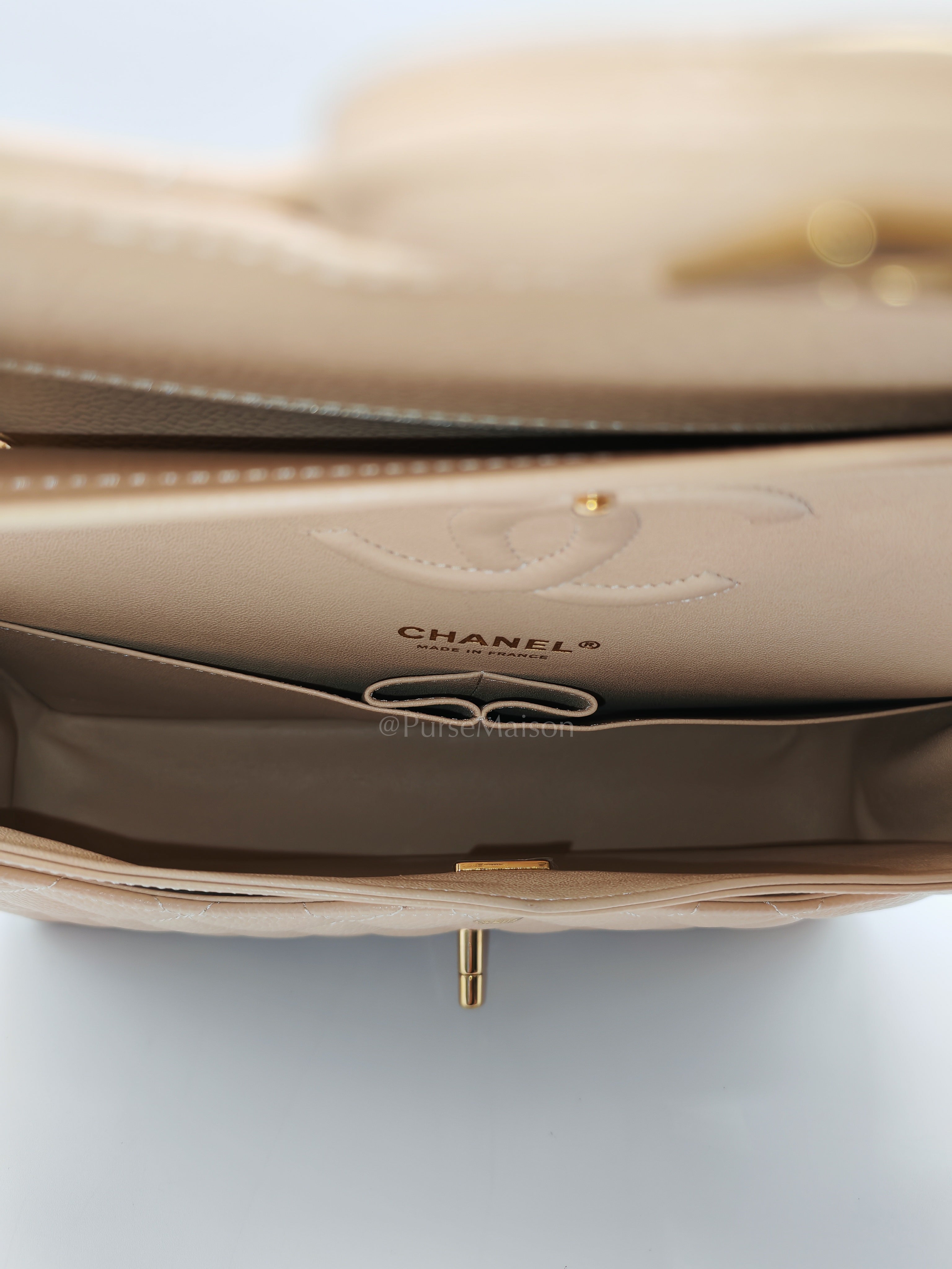 Classic Double Flap Medium in Beige Caviar Leather and Gold Hardware (Microchip) | Purse Maison Luxury Bags Shop