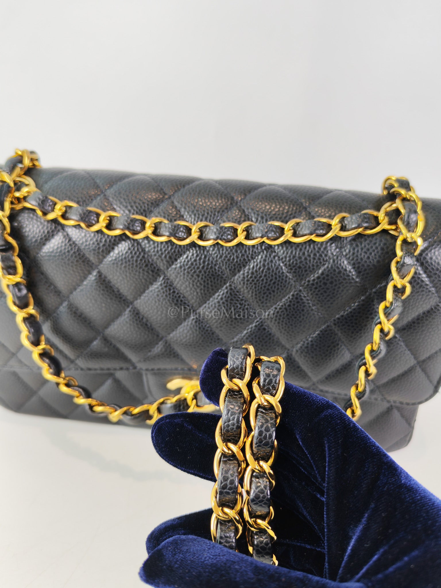 Classic Double Flap Medium in Black Caviar Leather and Gold Hardware (Microchip) | Purse Maison Luxury Bags Shop