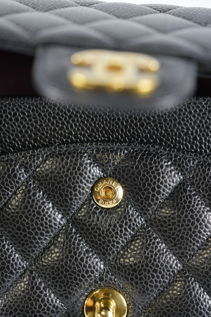 Classic Double Flap Medium in Black Caviar Leather and Gold Hardware (Microchip) | Purse Maison Luxury Bags Shop