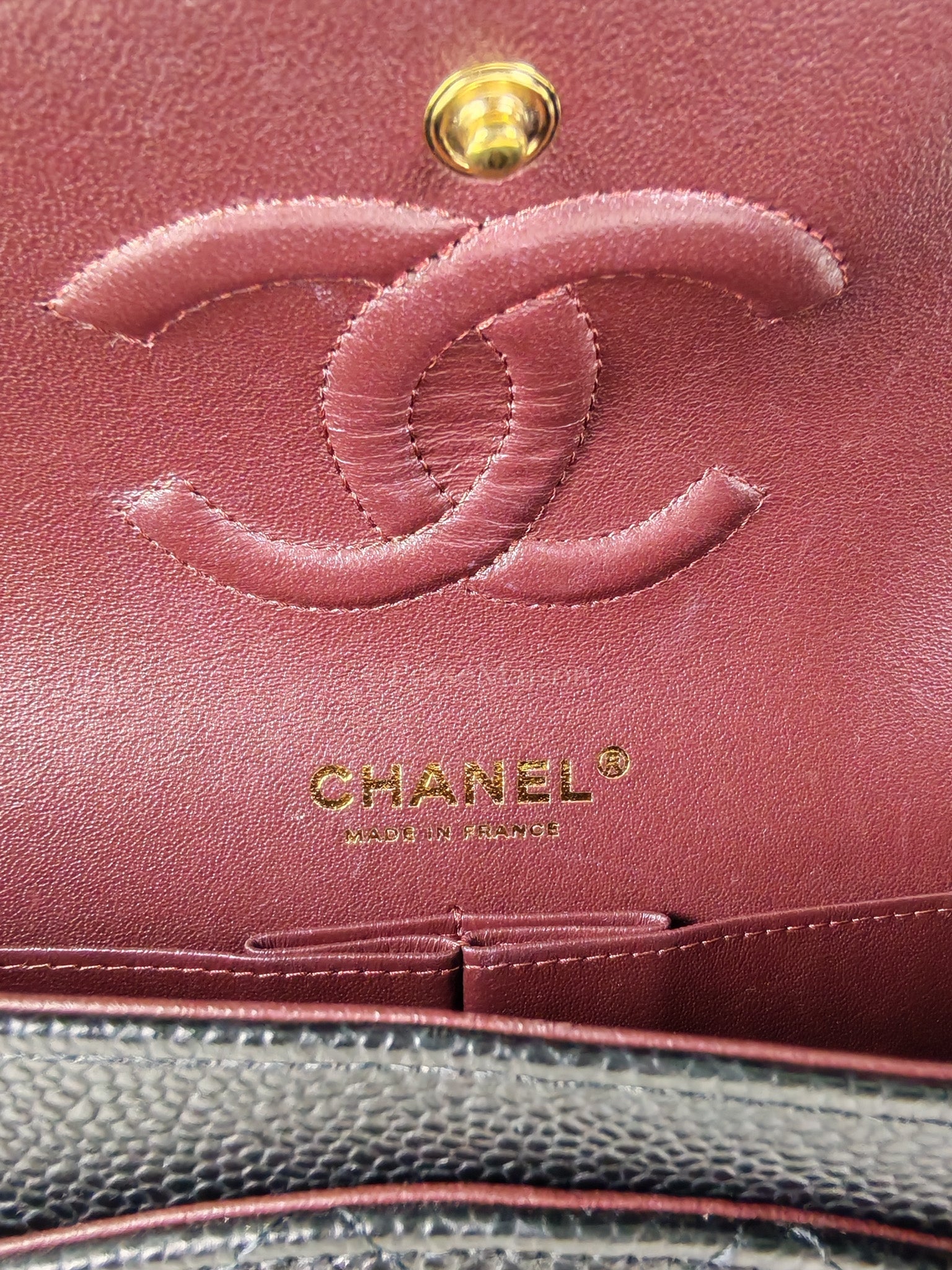 Classic Double Flap Medium in Black Caviar Leather and Gold Hardware (Microchip) | Purse Maison Luxury Bags Shop