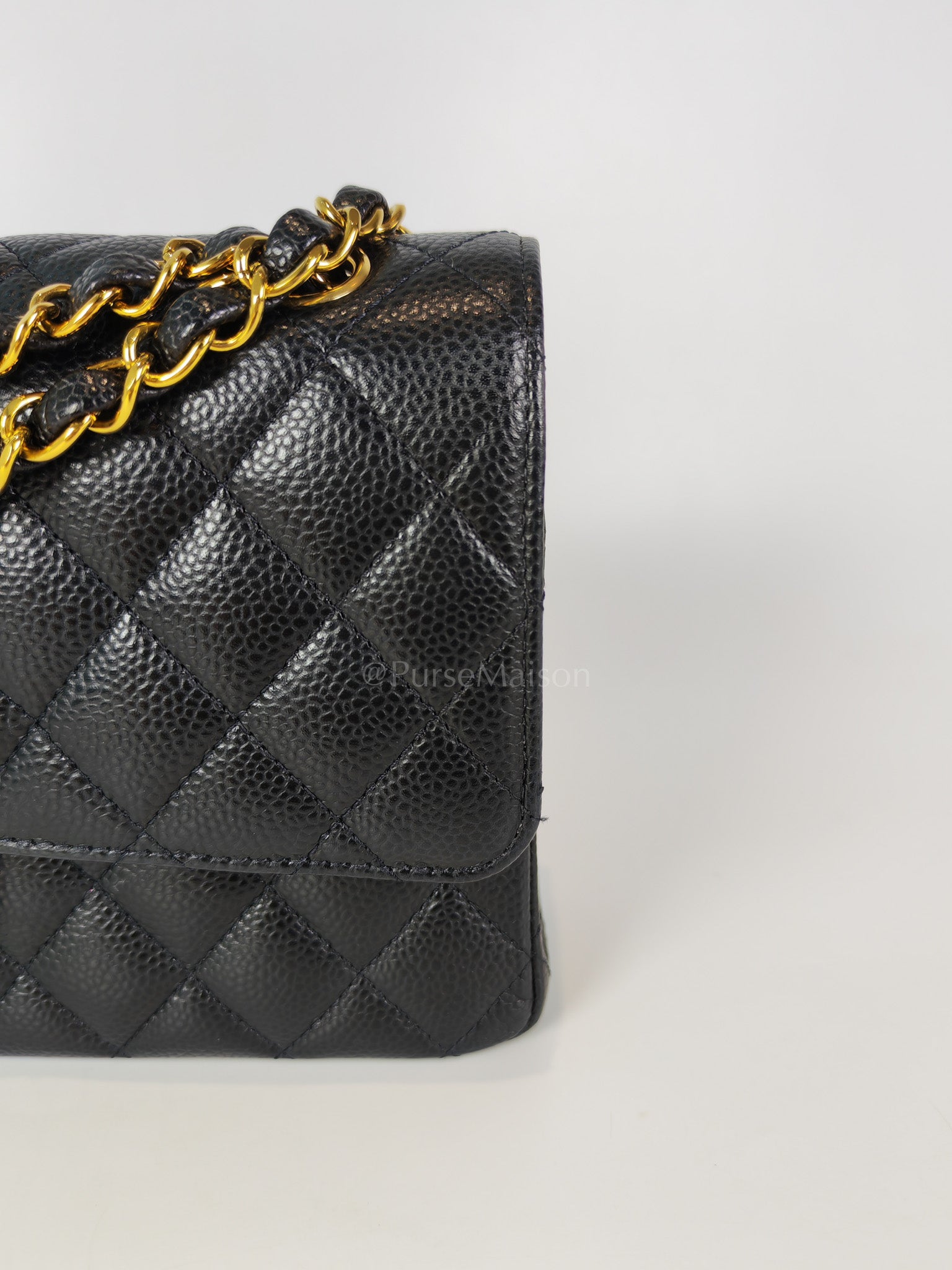 Classic Double Flap Medium in Black Caviar Leather and Gold Hardware (Microchip) | Purse Maison Luxury Bags Shop