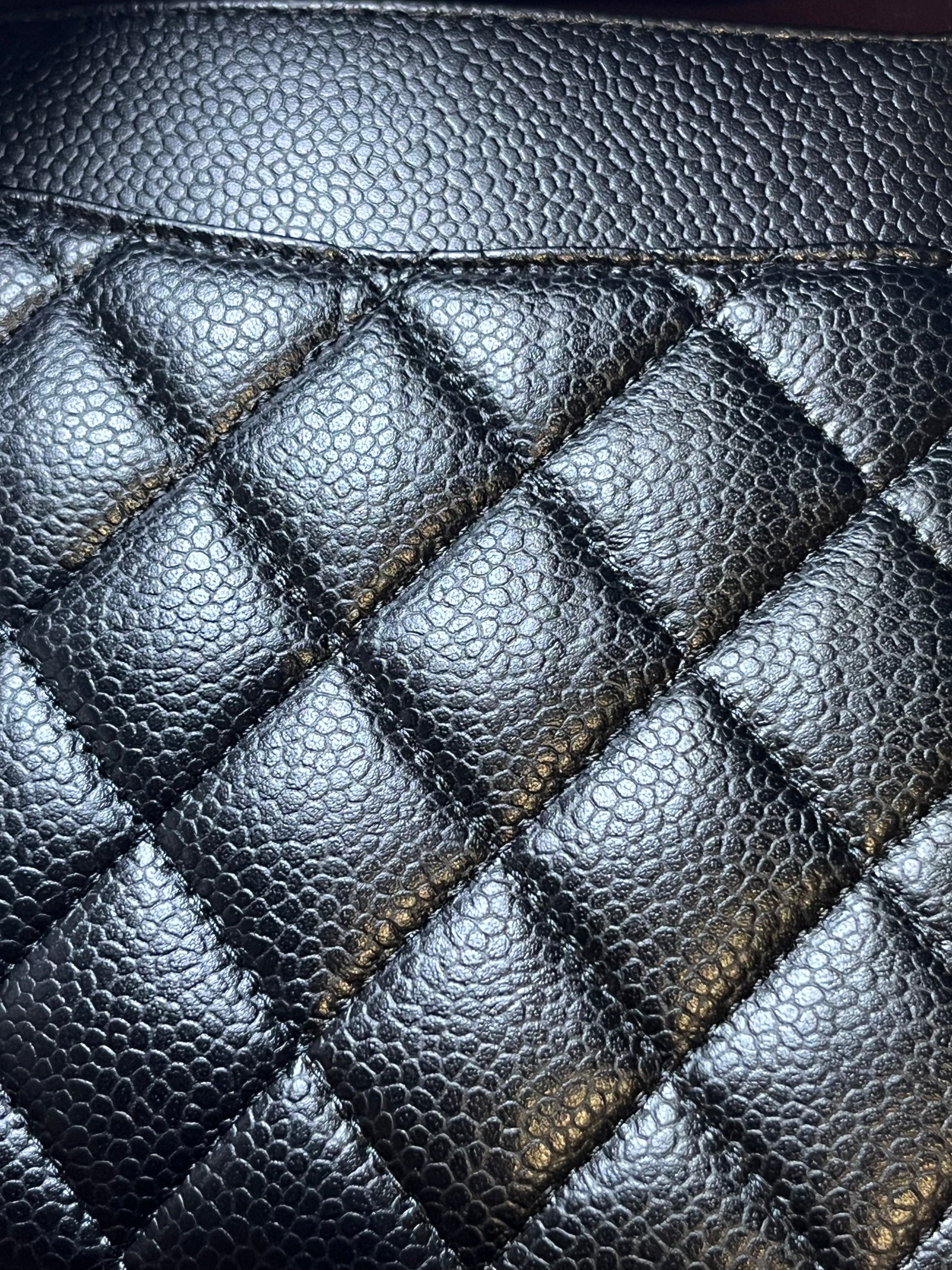 Classic Double Flap Medium in Black Caviar Leather Gold Hardware (Microchip) | Purse Maison Luxury Bags Shop