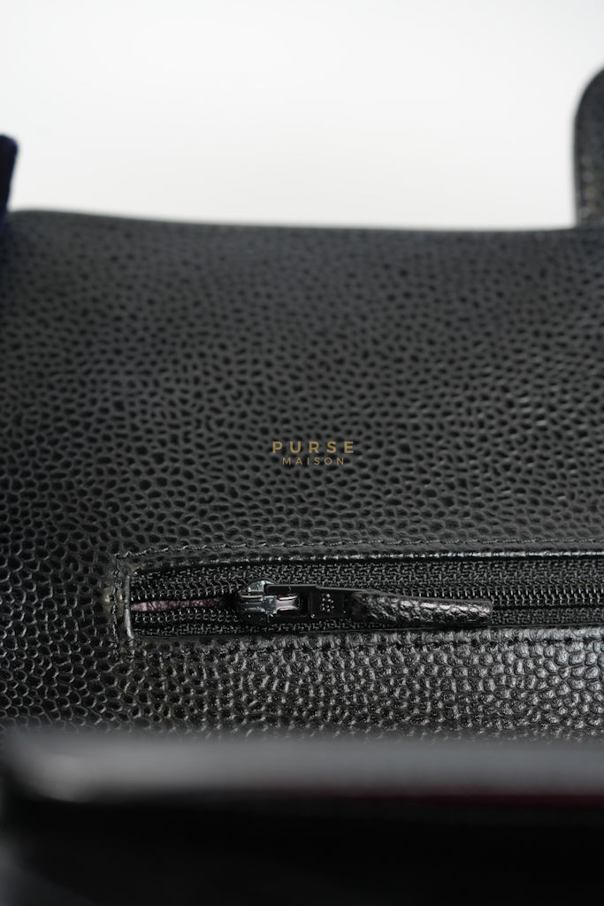 Classic Double Flap Medium in Black Caviar Leather Gold Hardware (Microchip) | Purse Maison Luxury Bags Shop