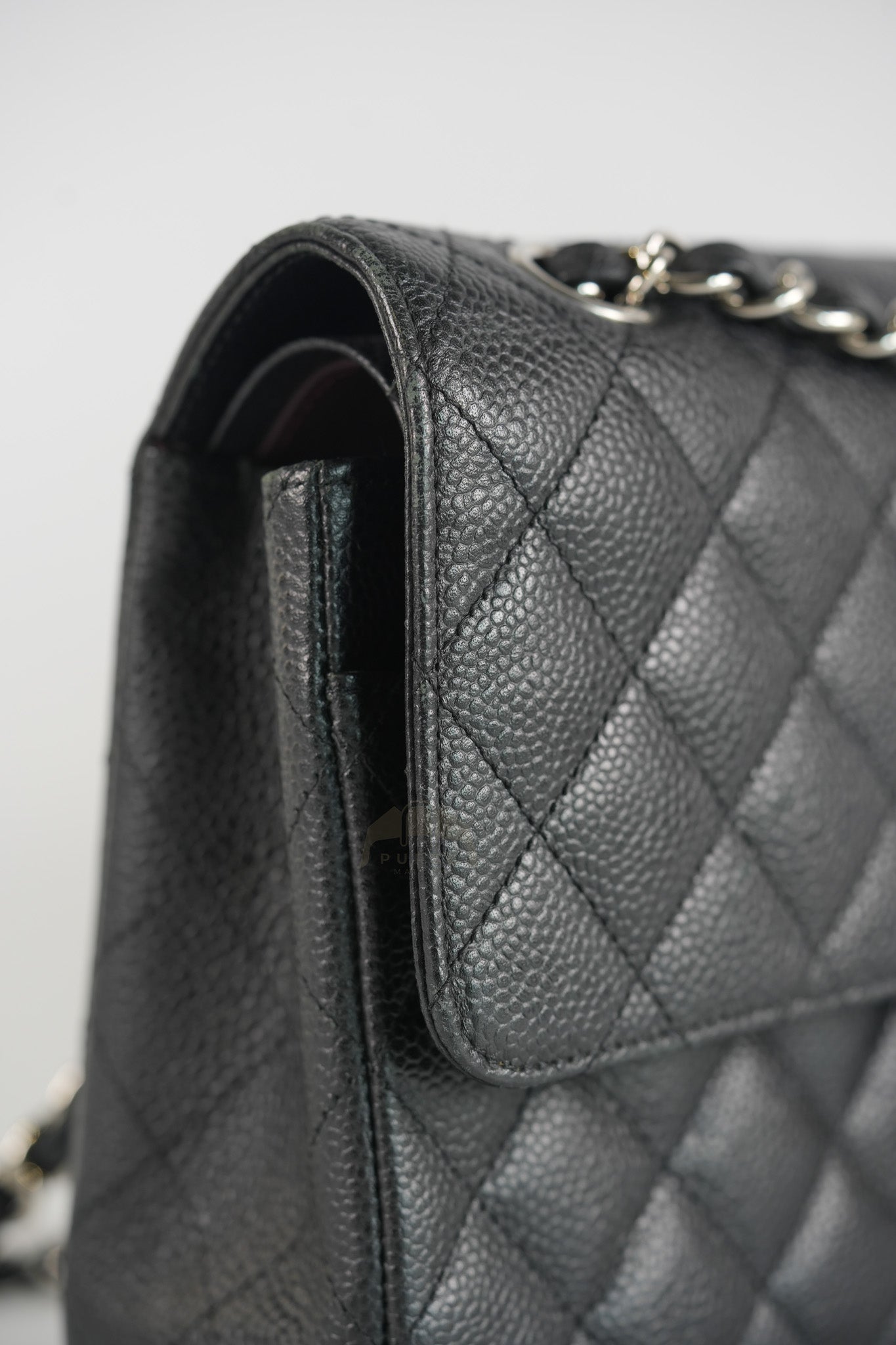 Classic Double Flap Medium in Black Quilted Caviar Leather and Silver Hardware Series 17 | Purse Maison Luxury Bags Shop