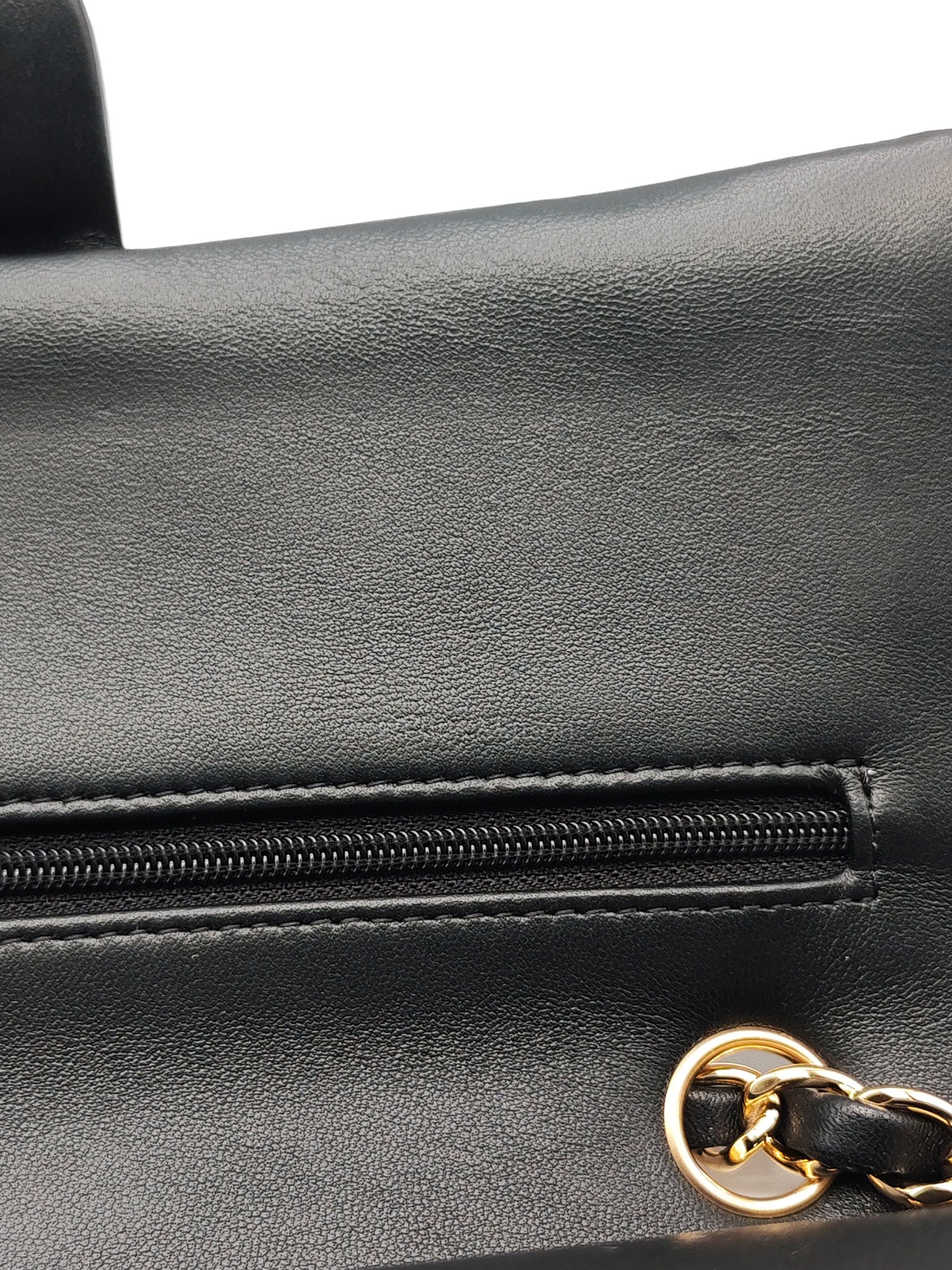 Classic Double Flap Medium in Black Quilted Lambskin Leather & Gold Hardware Microchip | Purse Maison Luxury Bags Shop