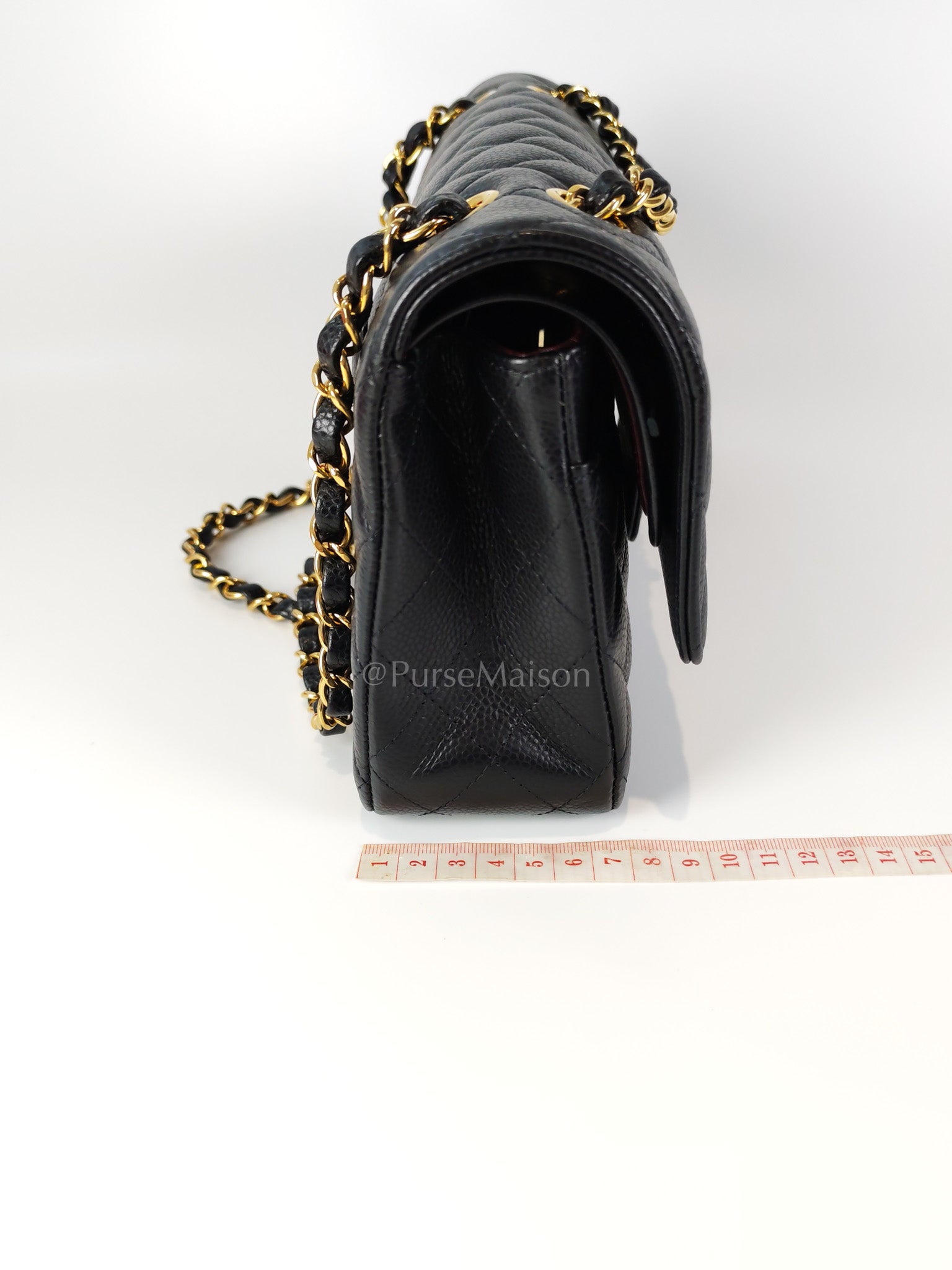 Classic Double Flap Medium in Caviar Leather and Gold Hardware (Microchip) | Purse Maison Luxury Bags Shop