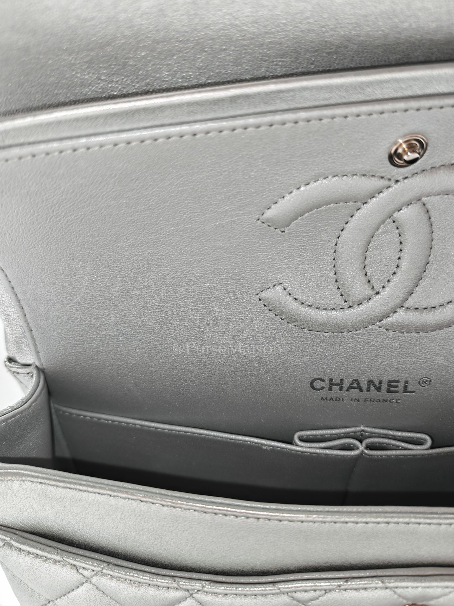 Classic Double Flap Medium in Metallic Silver and Silver Hardware (Microchip) | Purse Maison Luxury Bags Shop