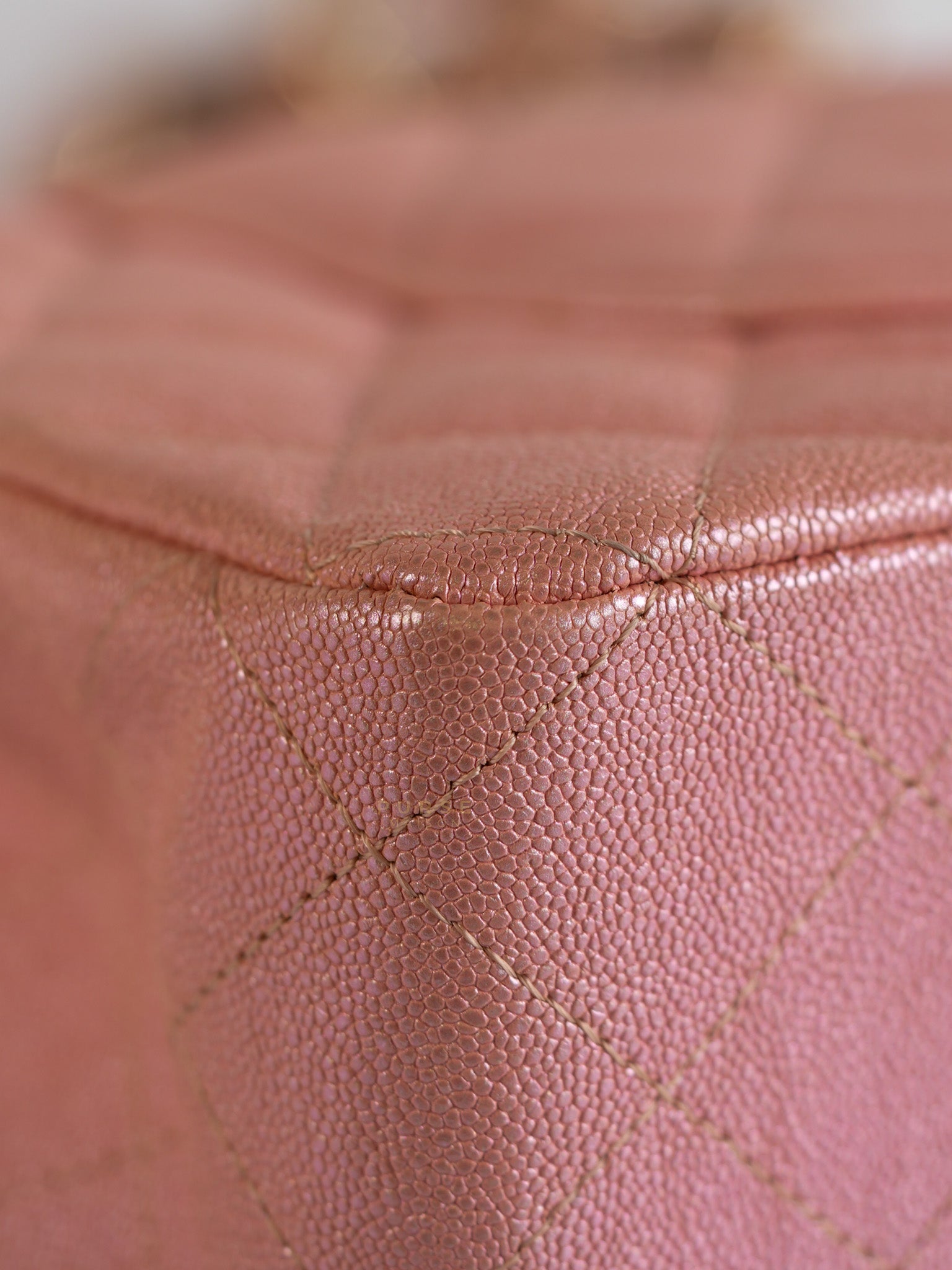 Classic Double Flap Medium Iridescent Pink Caviar Leather Light Gold Hardware Series 28 | Purse Maison Luxury Bags Shop