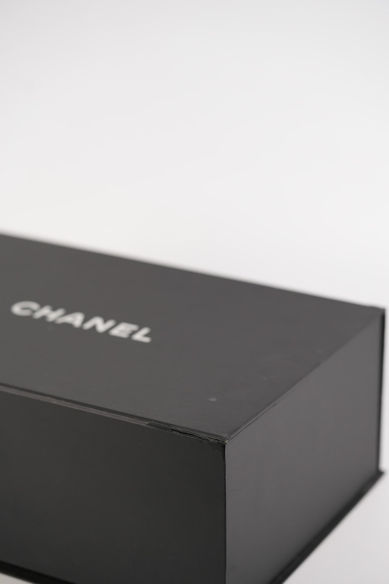 Classic Double Flap Small in Beige Quilted Caviar Leather & Gold Hardware Microchip | Purse Maison Luxury Bags Shop