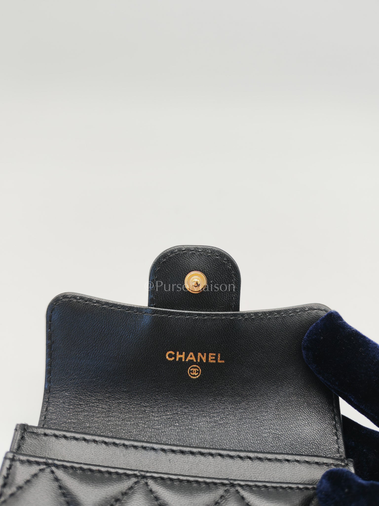 Classic Flap Card Holder Black Lambskin Leather in Gold Hardware (Microchip) | Purse Maison Luxury Bags Shop