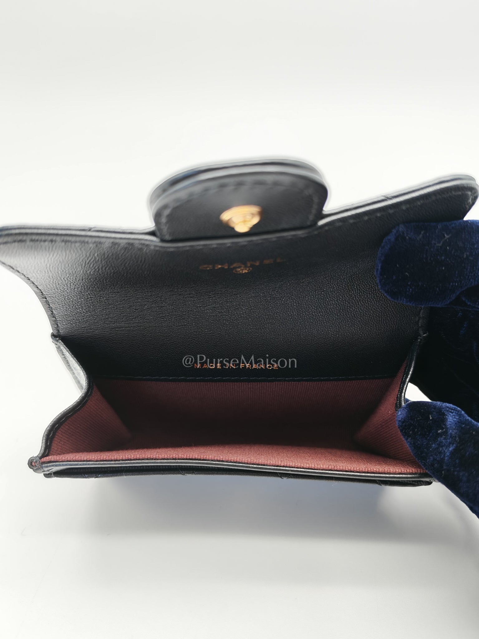 Classic Flap Card Holder Black Lambskin Leather in Gold Hardware (Microchip) | Purse Maison Luxury Bags Shop
