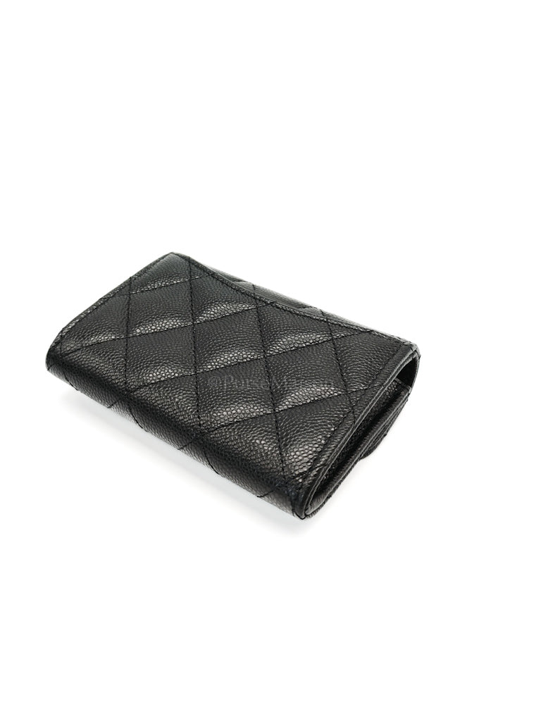 Classic Flap Card Holder Double Compartment in Black Quilted Caviar Leather and Silver Hardware (Microchip) | Purse Maison Luxury Bags Shop