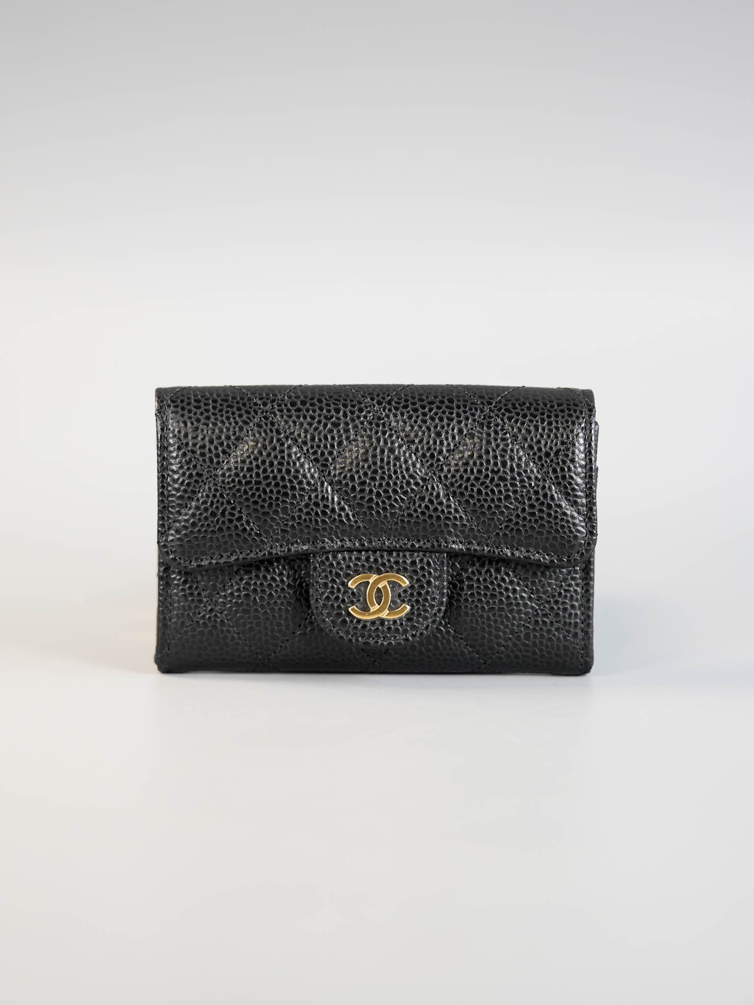 Classic Flap Card Holder in Black Caviar Leather & Gold Hardware (Microchip) | Purse Maison Luxury Bags Shop