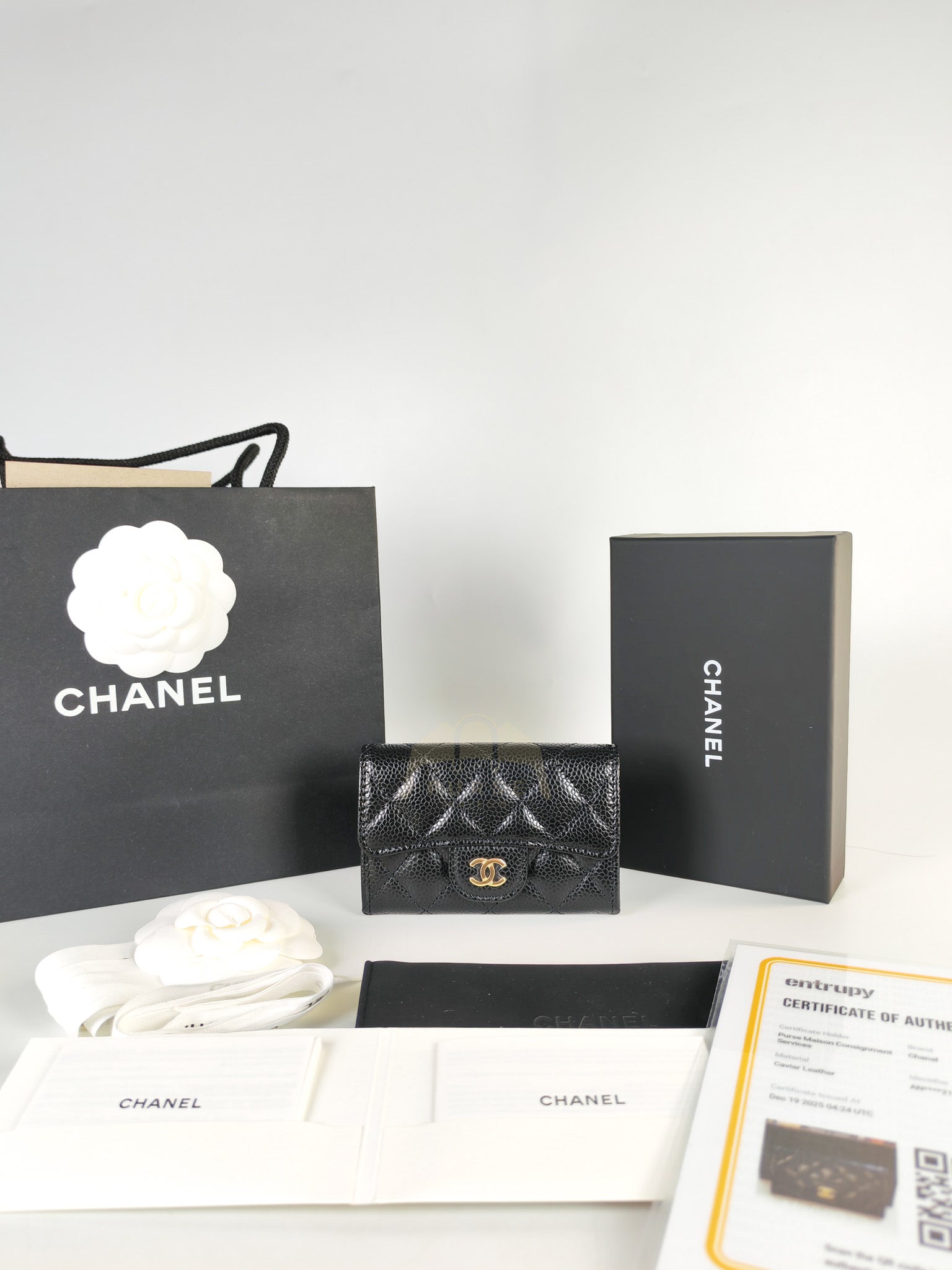 Classic Flap Card Holder in Black Caviar Leather Gold Hardware Microchip(ANG7KA21) | Purse Maison Luxury Bags Shop