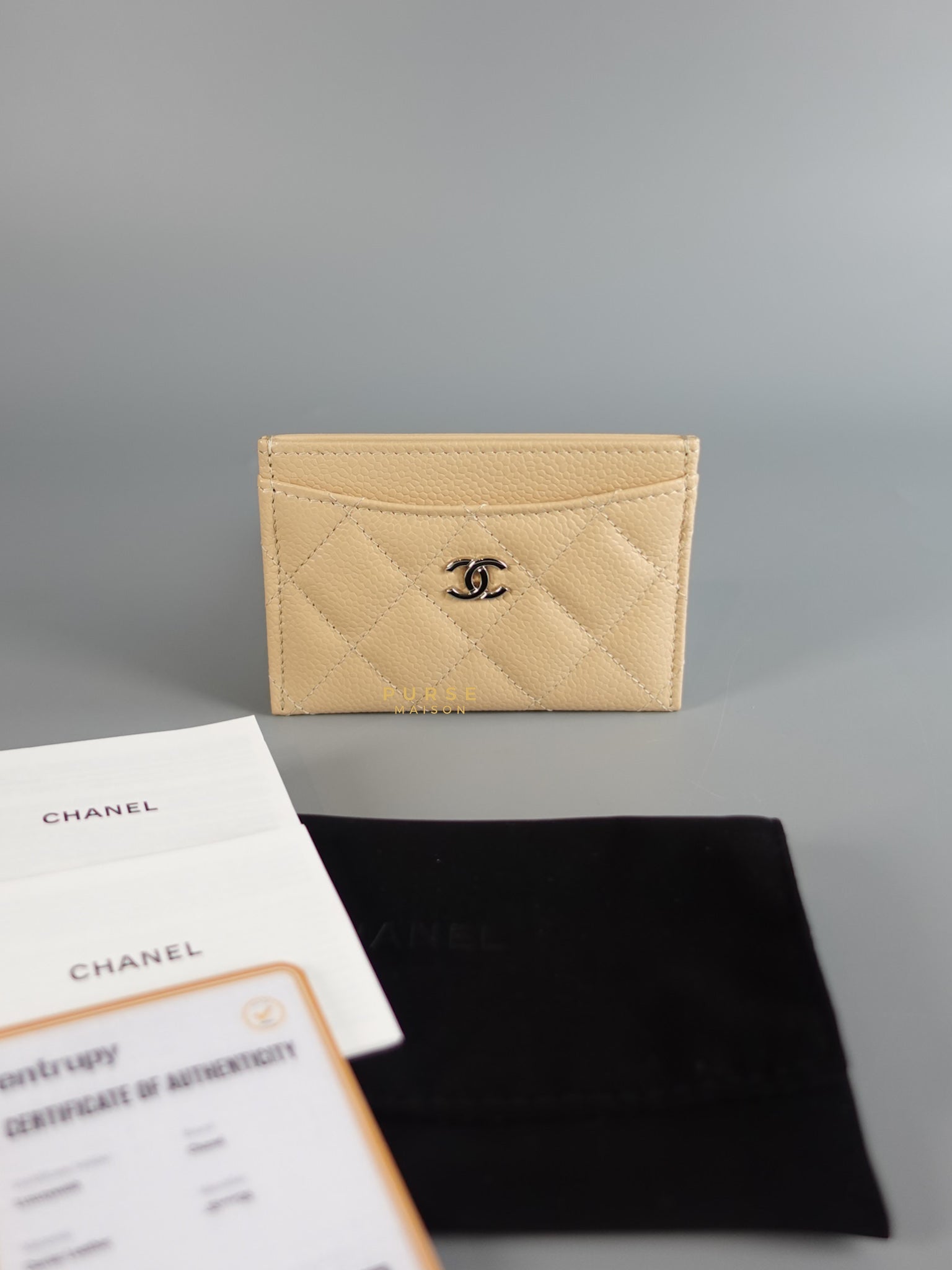 Classic Flat Card Holder Beige Clair Caviar Leather and Silver Hardware (microchip) | Purse Maison Luxury Bags Shop