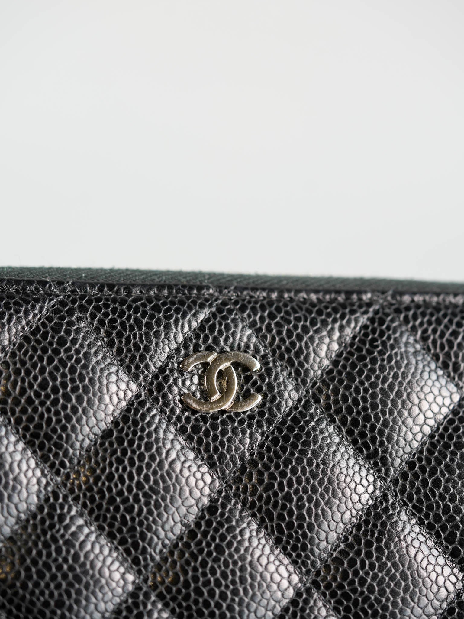 Classic Long Zipped Wallet Black Caviar Leather & Silver Hardware Series 31 | Purse Maison Luxury Bags Shop