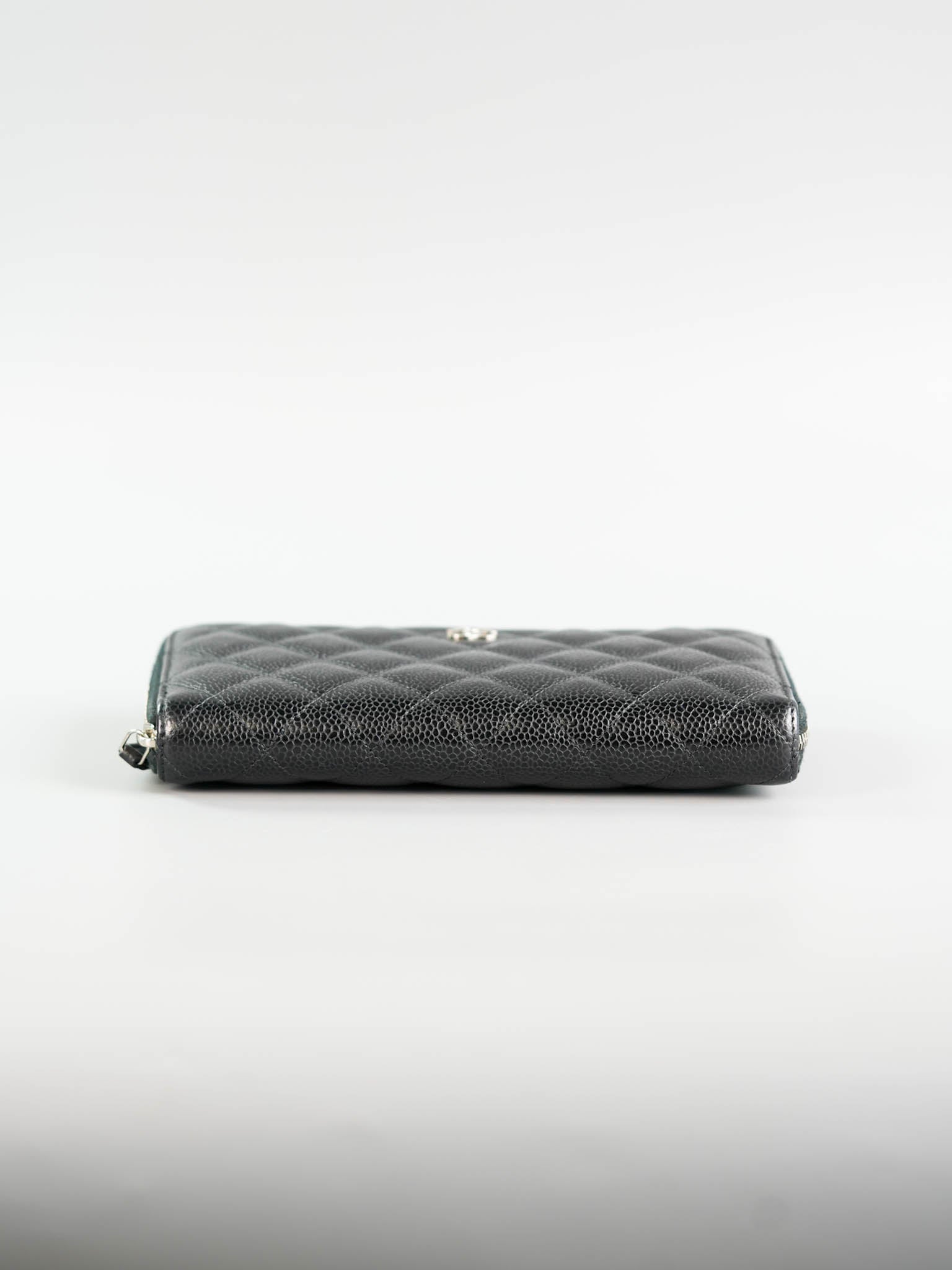 Classic Long Zipped Wallet Black Caviar Leather & Silver Hardware Series 31 | Purse Maison Luxury Bags Shop